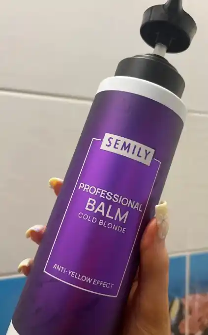 Balzam soch uchun tus beruvchi SEMILY, blond soch sarg‘ayishni neytrallashtiruvchi, 400 ml