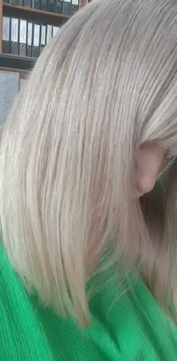Balzam soch uchun tus beruvchi SEMILY, blond soch sarg‘ayishni neytrallashtiruvchi, 400 ml