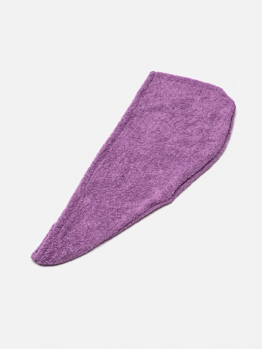 Soch quritish uchun mikrofibrali sochiq-turban, tugmali mahkamlash, tez nam yutuvchi