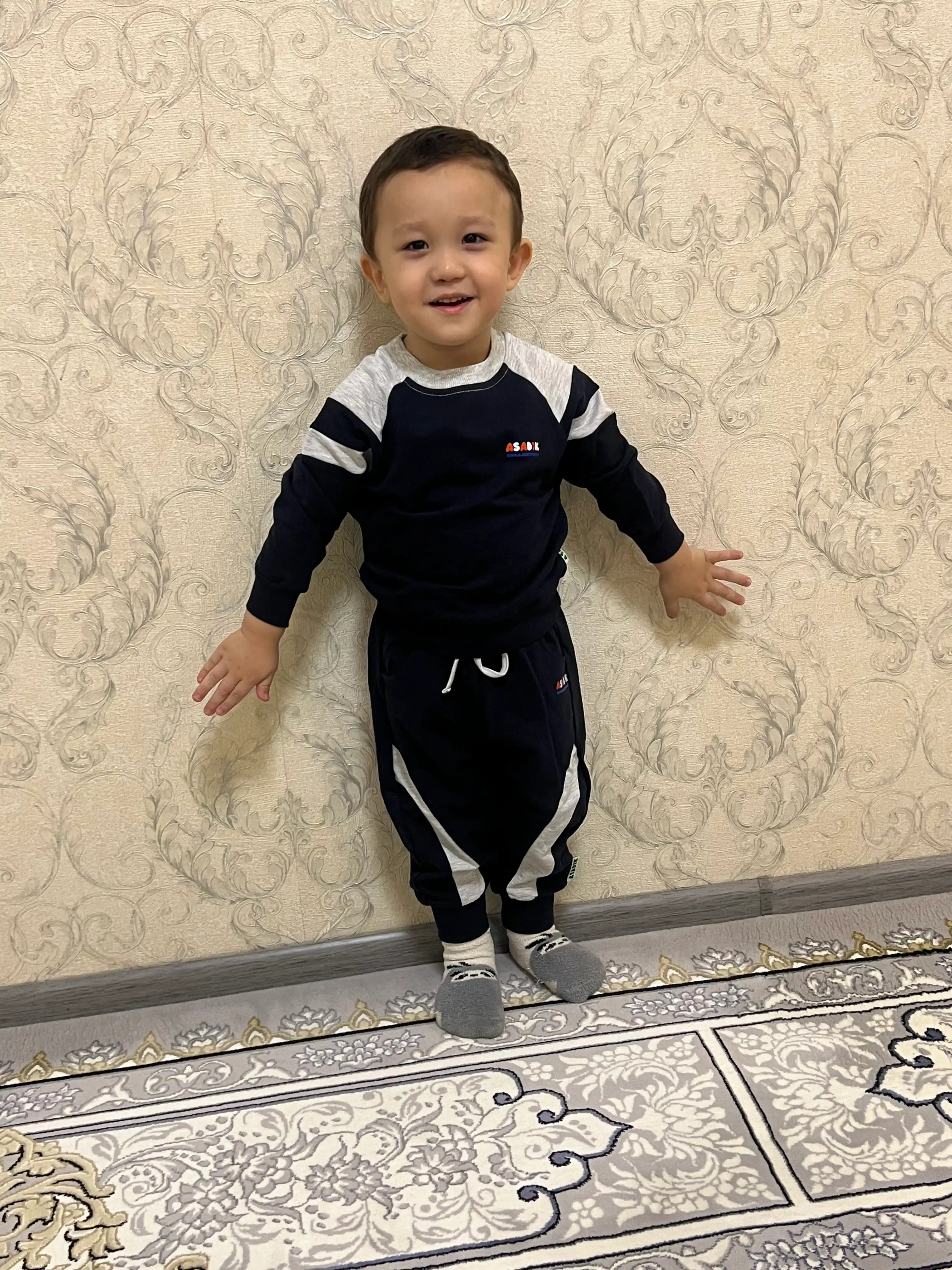 O‘g‘il va qiz bolalar uchun sport kostyumi, svitshot va shim, yumshoq mato