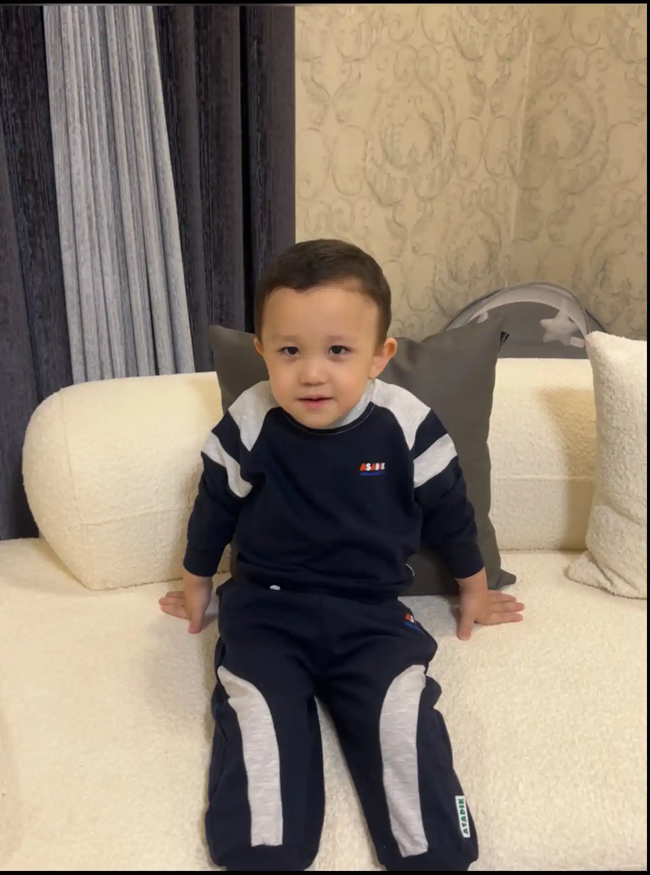 O‘g‘il va qiz bolalar uchun sport kostyumi, svitshot va shim, yumshoq mato