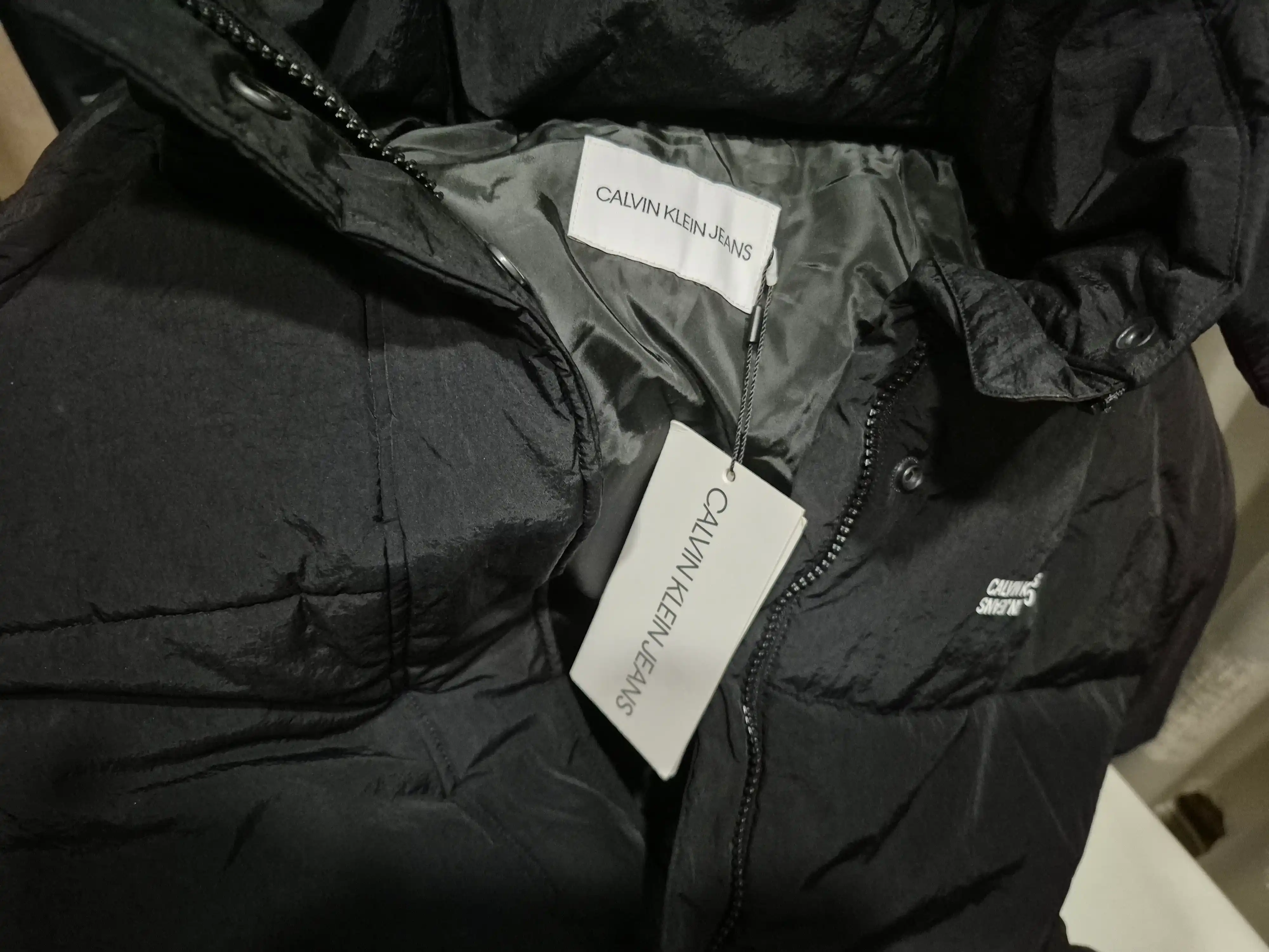 Ayollar kurtkasi Calvin Klein J20J216823 BEH