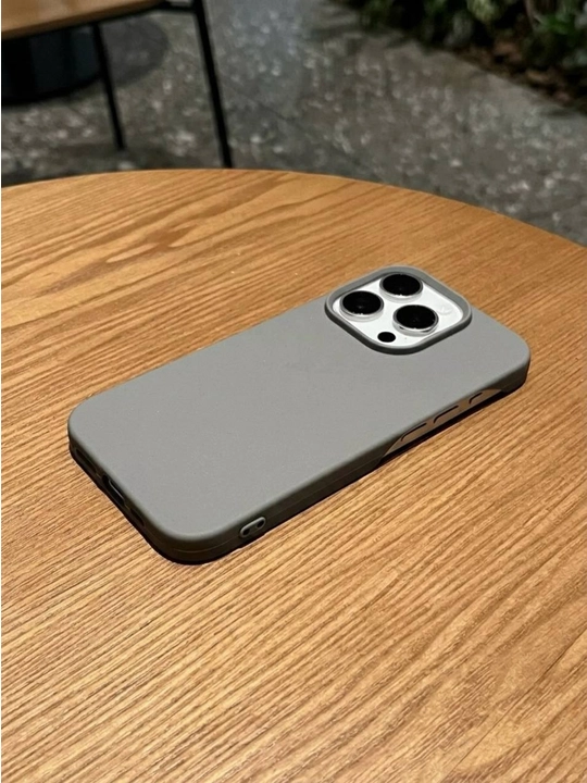 IPhone 11, 12, 13, 14, 15, 16, 17 Pro, Max, Plus uchun g'ilof, chexol