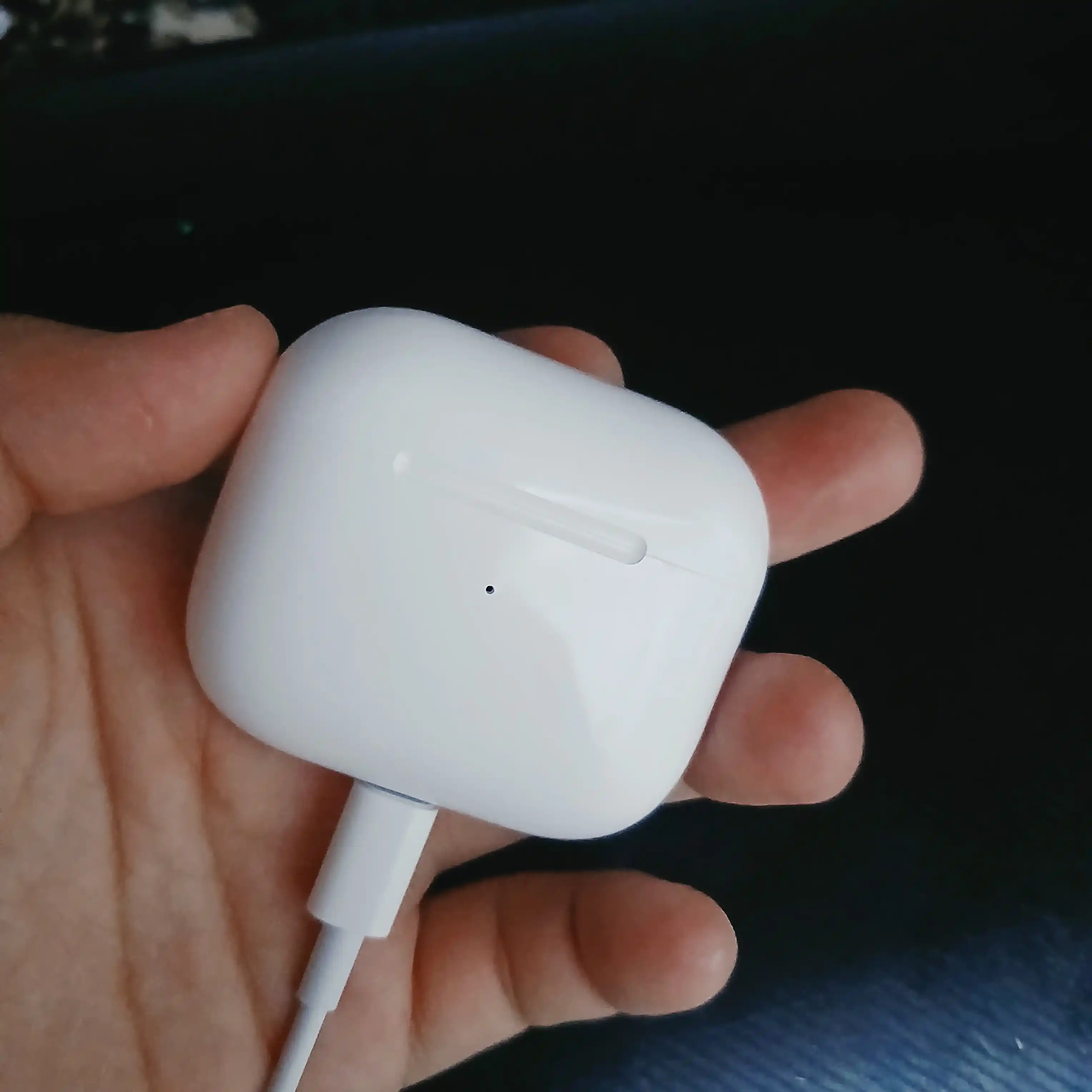 Pods 3 simsiz quloqchinlari, sensorli boshqaruv