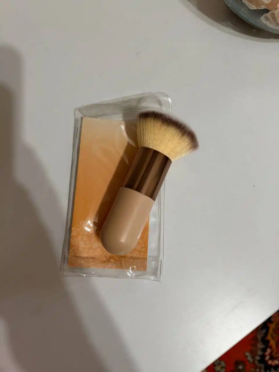 Pardoz, tonal, xaylayter, soya, pudra, lab bo‘yog‘i uchun mo‘yqalam, professional