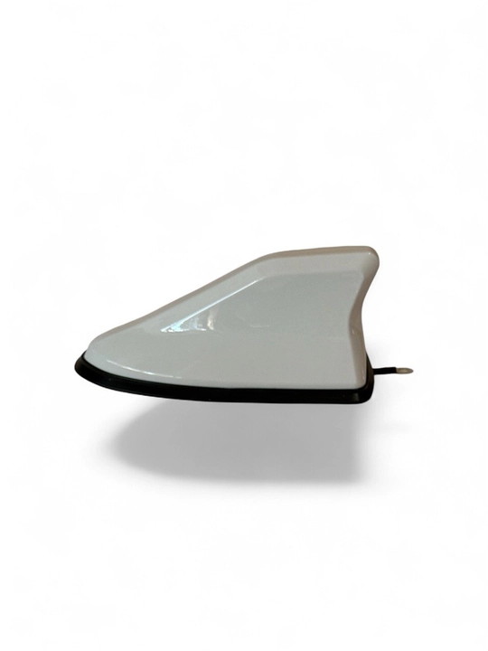 Avtomobil tomi uchun akula qanotiga o‘xshash universal antenna, qora va oq rang - 