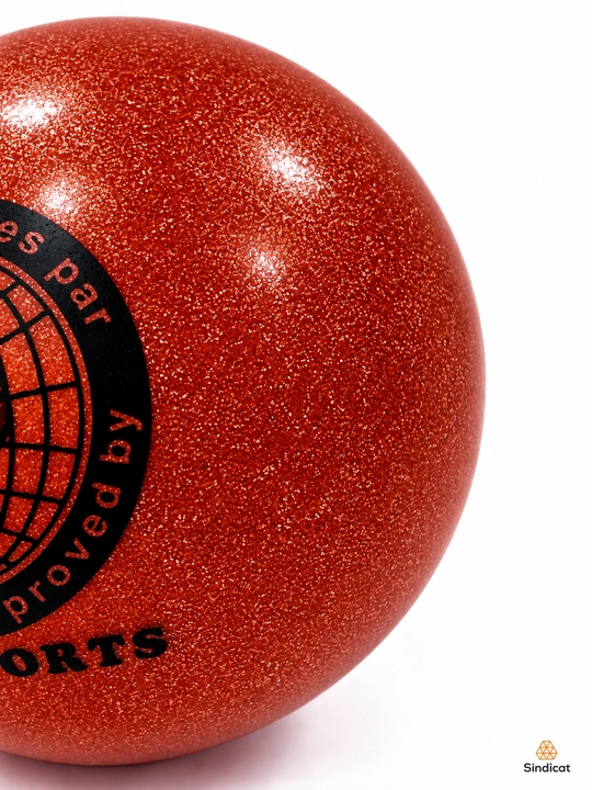 Diametri 15-18 sm bo‘lgan yaltiroq qoplamali TA Sport badiiy gimnastika to‘pi