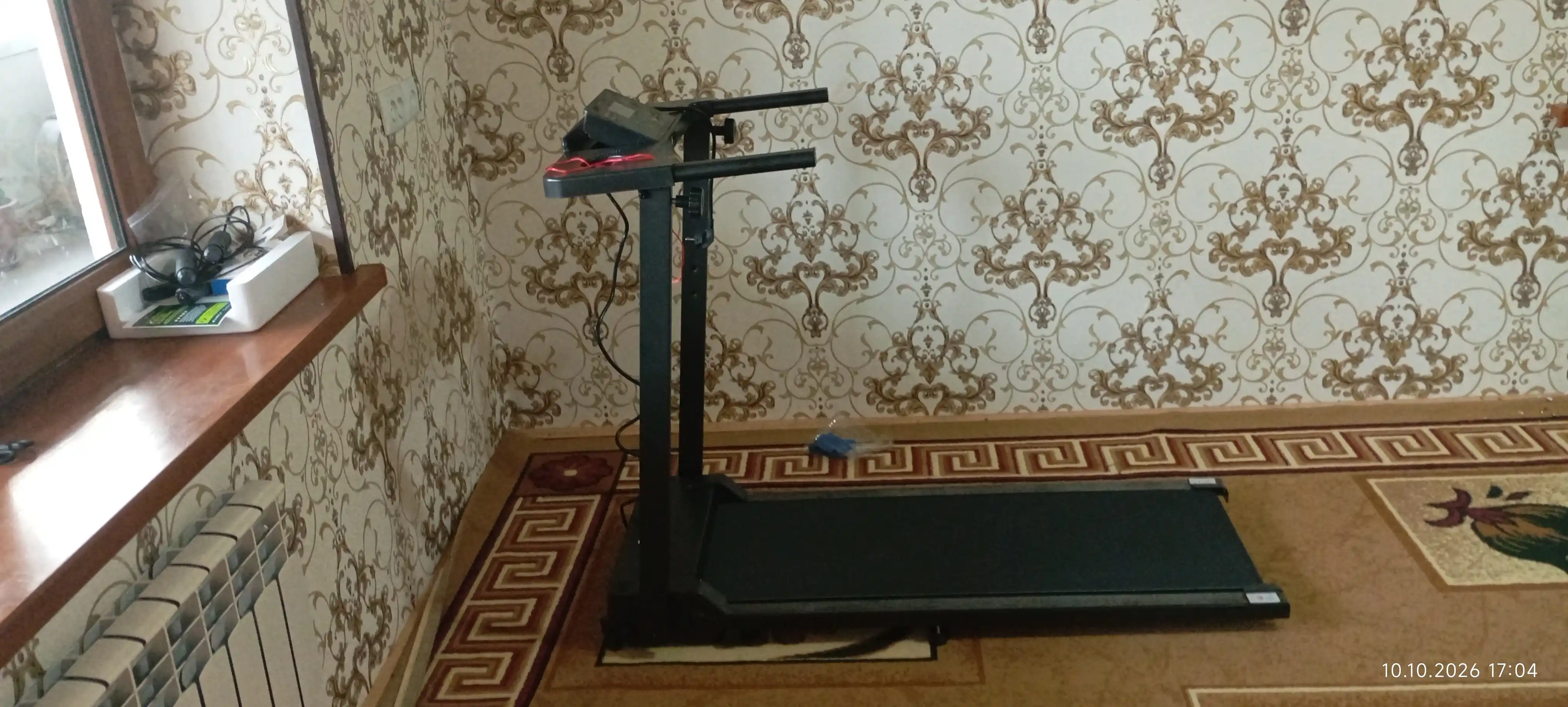 Uy uchun elektr yugurish yo‘lagi, Bluetooth, pult va tutqich, 120 kg gacha