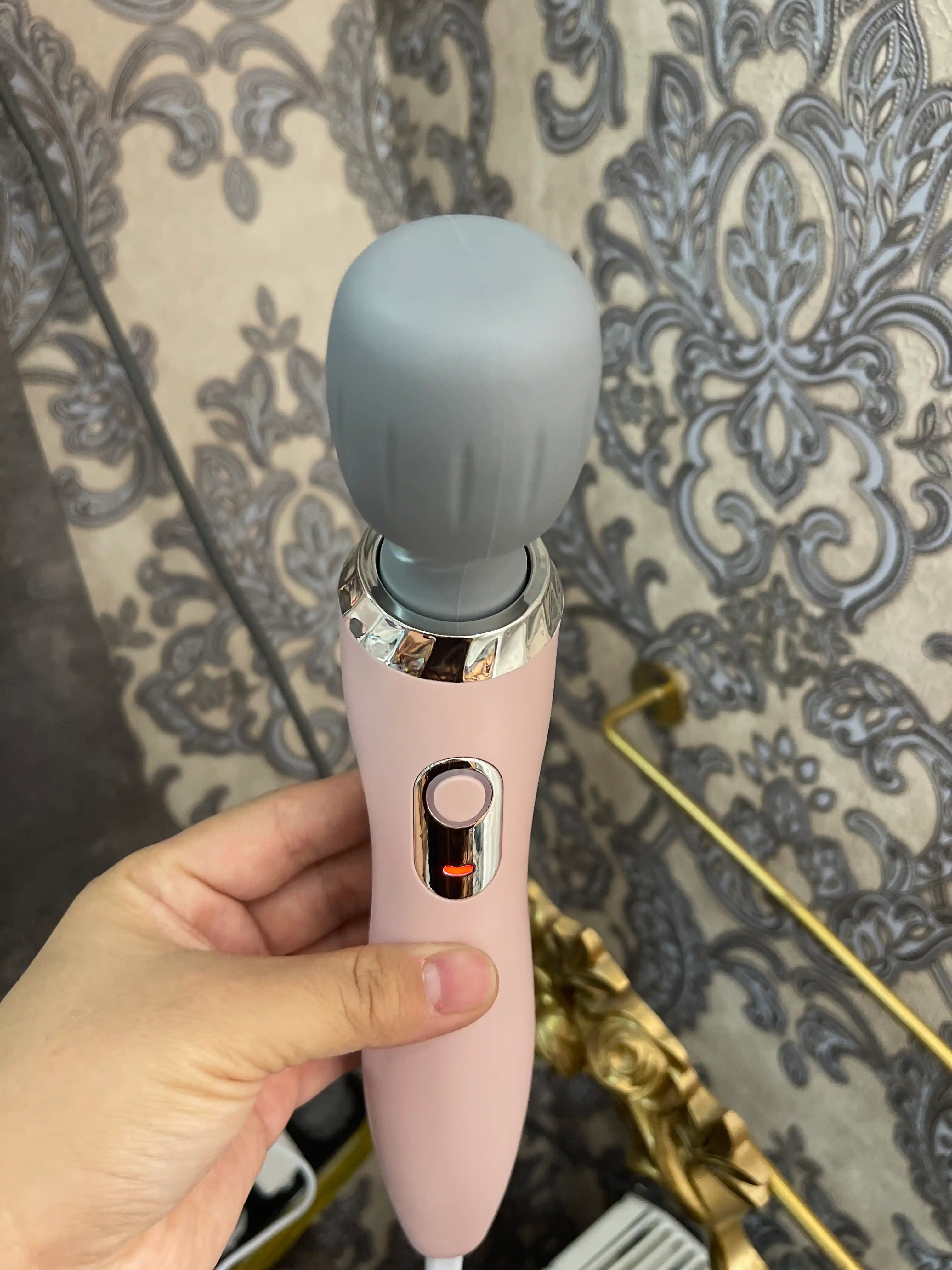 Bo'yin, yelka, oyoq, bel, qorin va qo'llar uchun universal elektr massajer