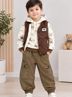Коричневый