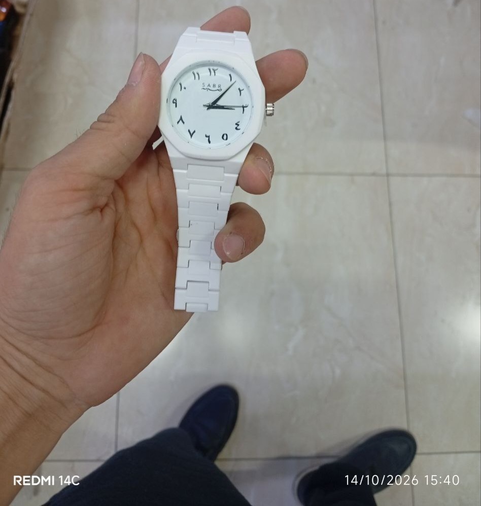 Arab Aura erkaklar soati - minimalist qora rangda, quti bilan