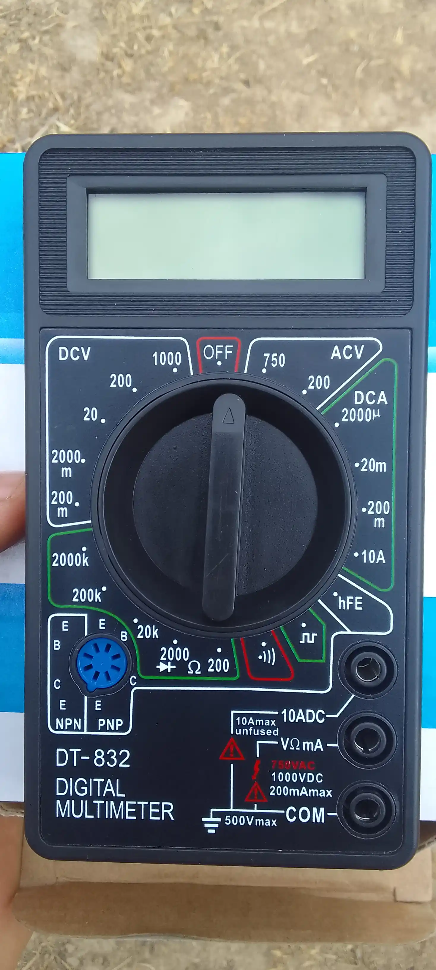 Raqamli multimetr DT832