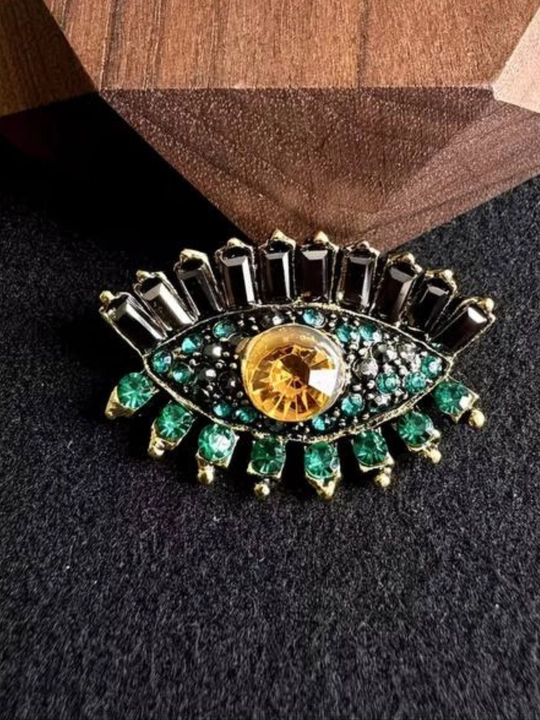 Bezakli broshka