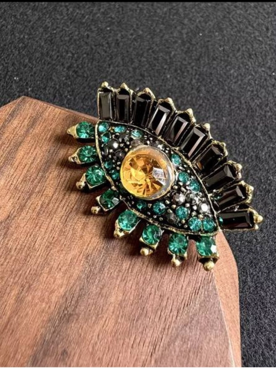 Bezakli broshka