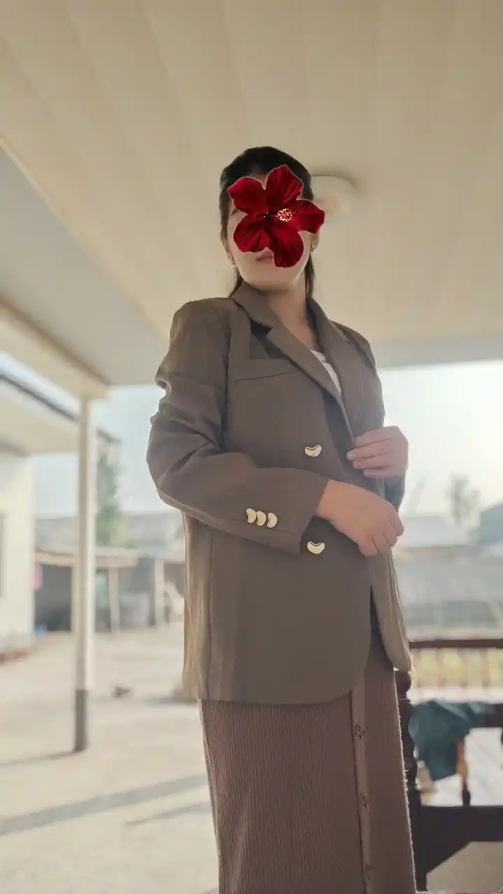 Ayollar pidjagi, kuz, qish va bahor uchun klassik kostyum