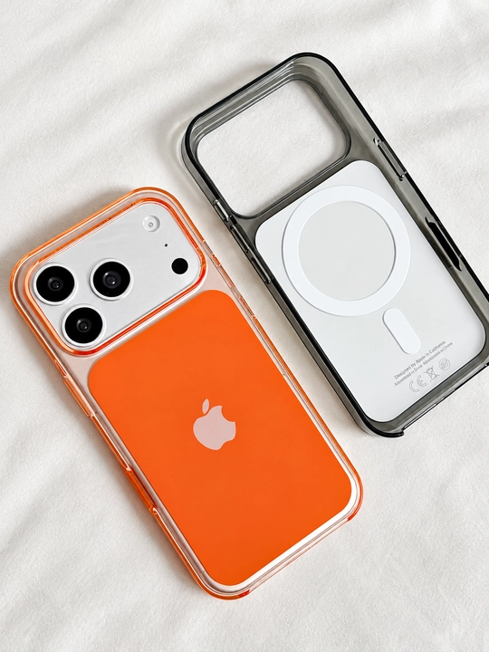 Чехол для iPhone 18 Pro Max/Pro с MagSafe, прозрачный с цветными бортиками
