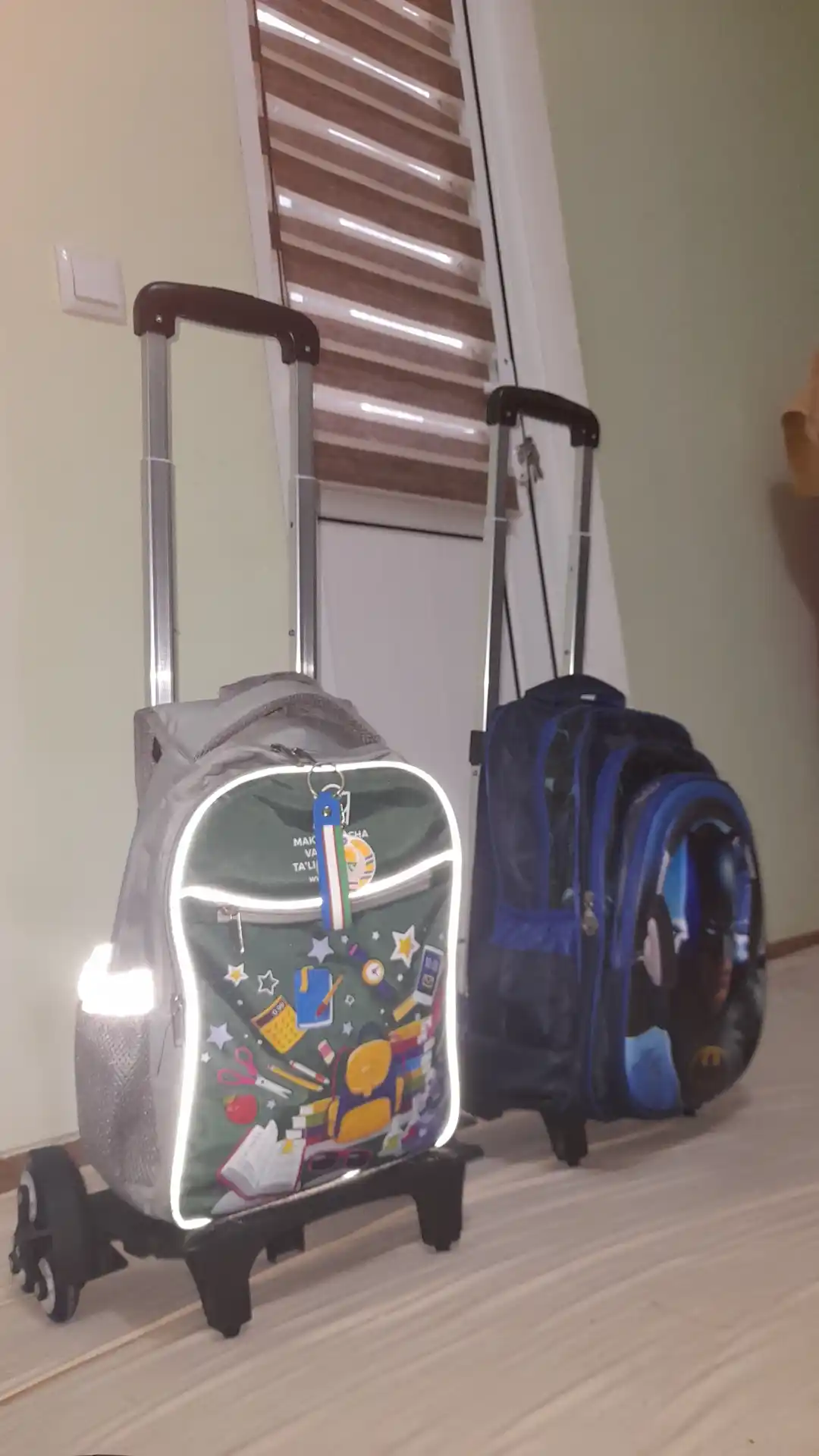 Maktab ryukzaklari uchun yig‘ma g‘ildirakli aravacha + qo‘shimcha universal mahkamlagich