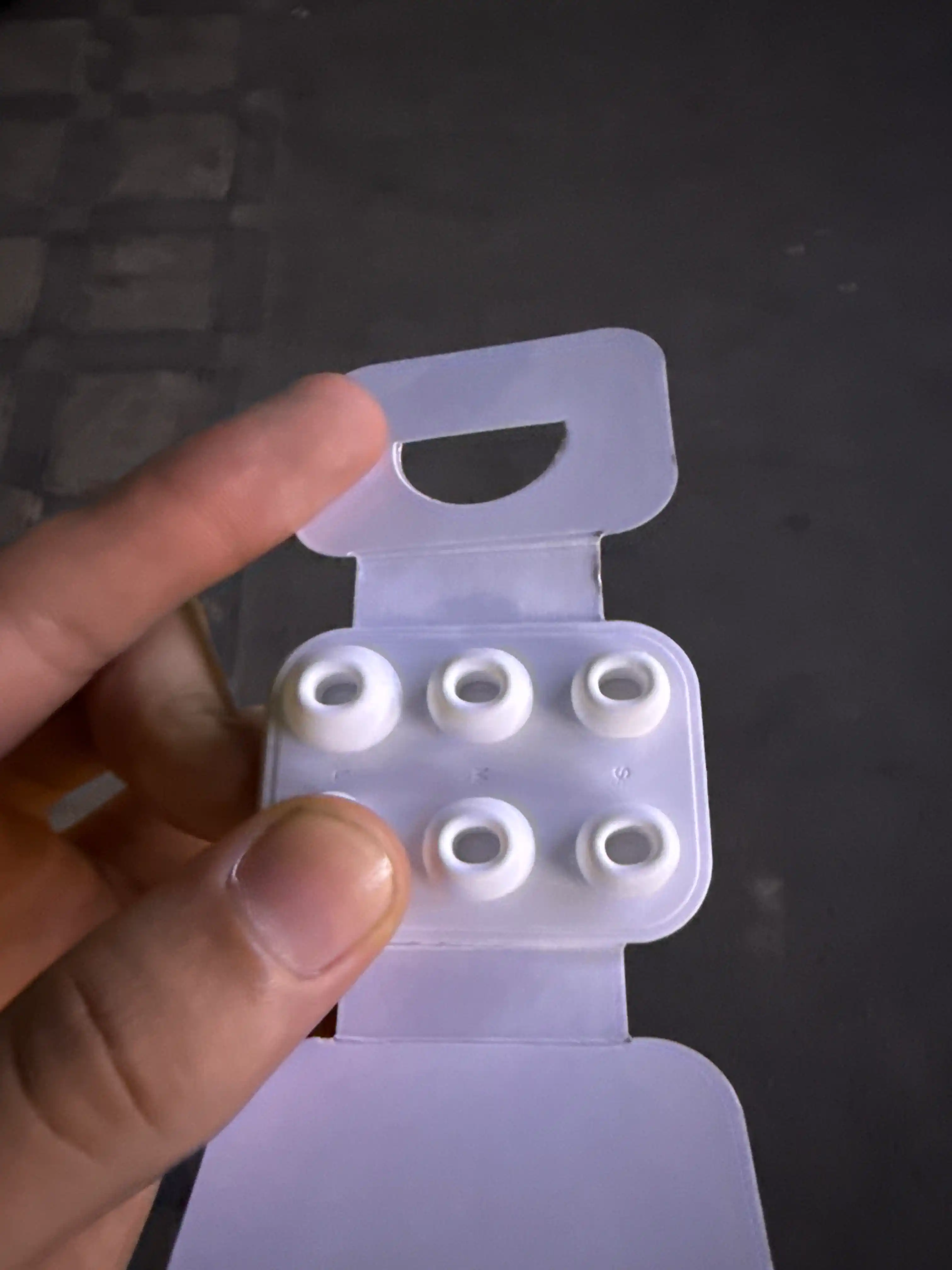 AirPods Pro 2 uchun silikon quloqchin nasadkalari, almashtiriladigan uchla