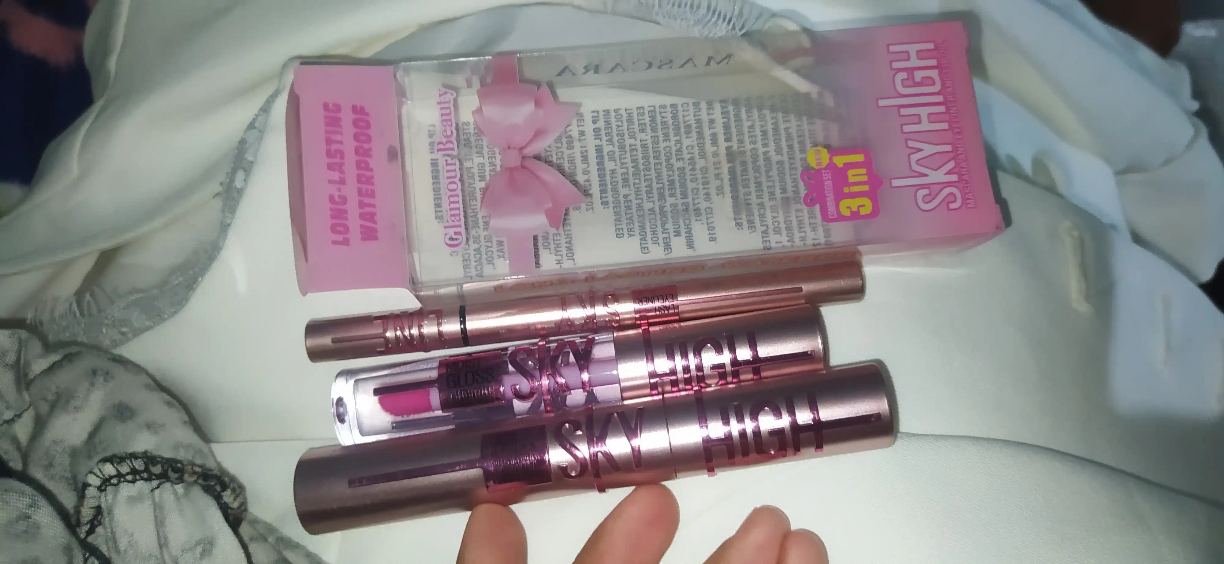 Glamour Beauty SKYHIGH 3 tasi 1 da makiyaj to‘plami