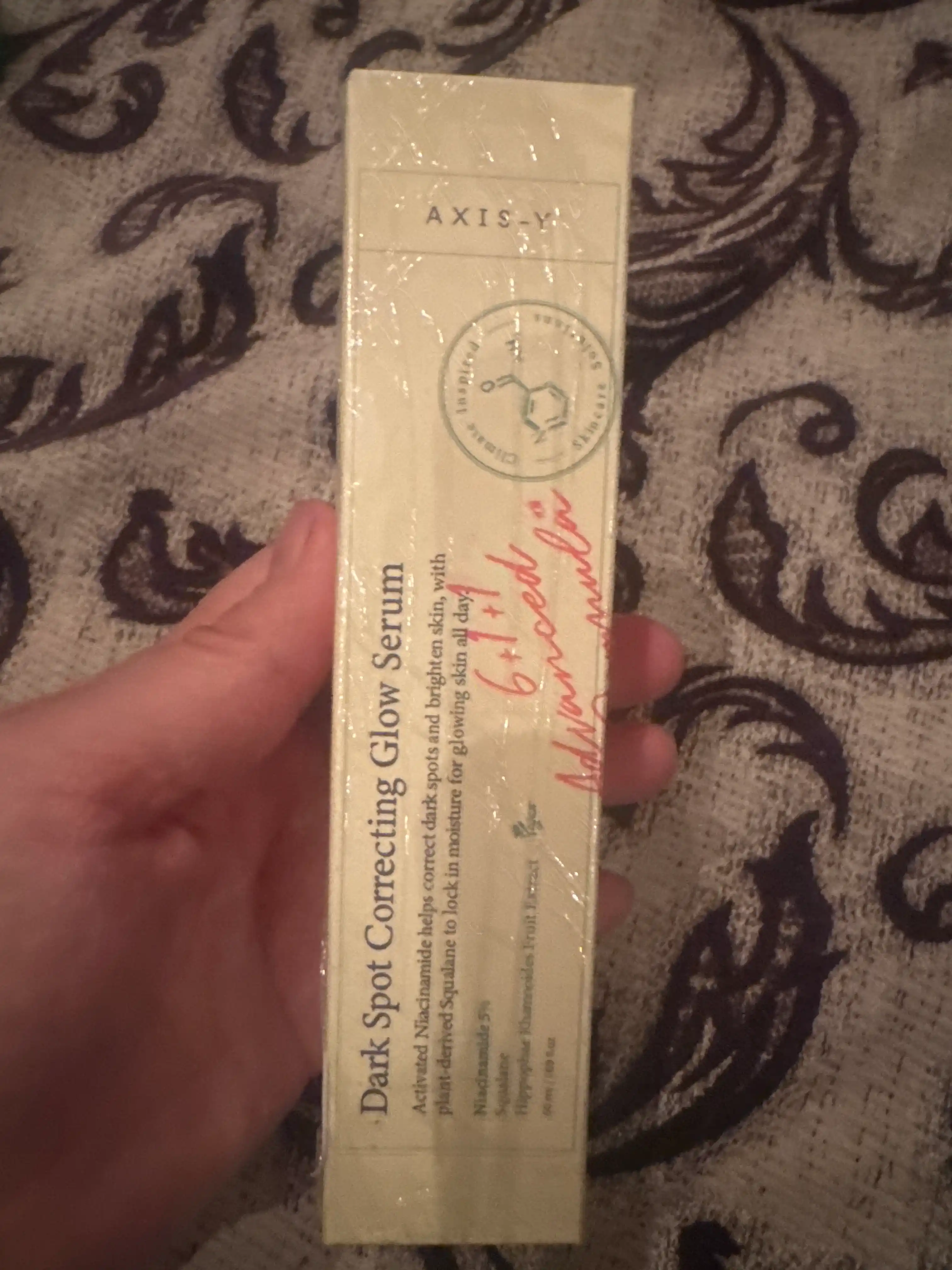 Осветляющая сыворотка Dark Spot Correcting Glow Serum, Axis-Y, 50 мл