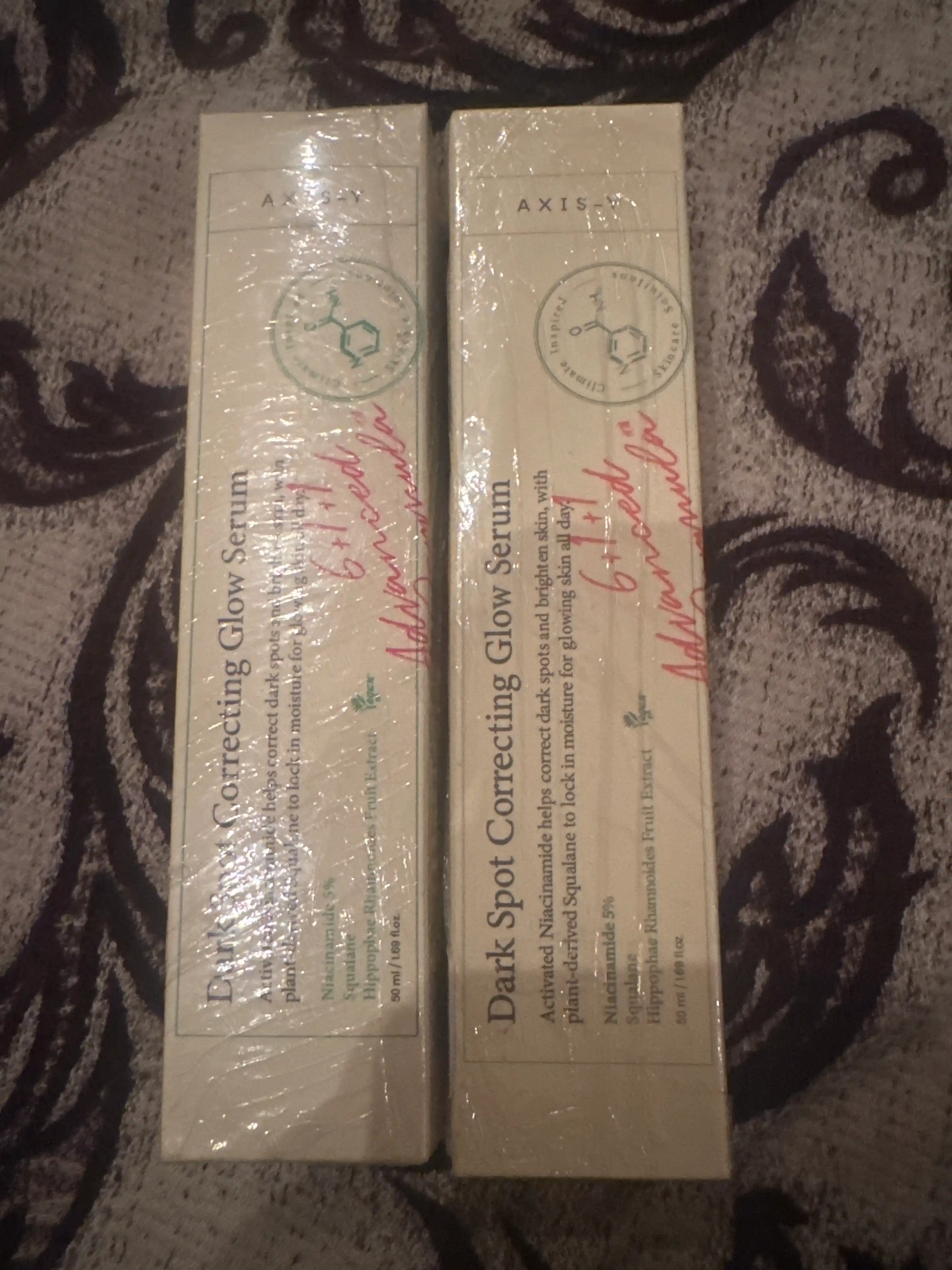 Осветляющая сыворотка Dark Spot Correcting Glow Serum, Axis-Y, 50 мл