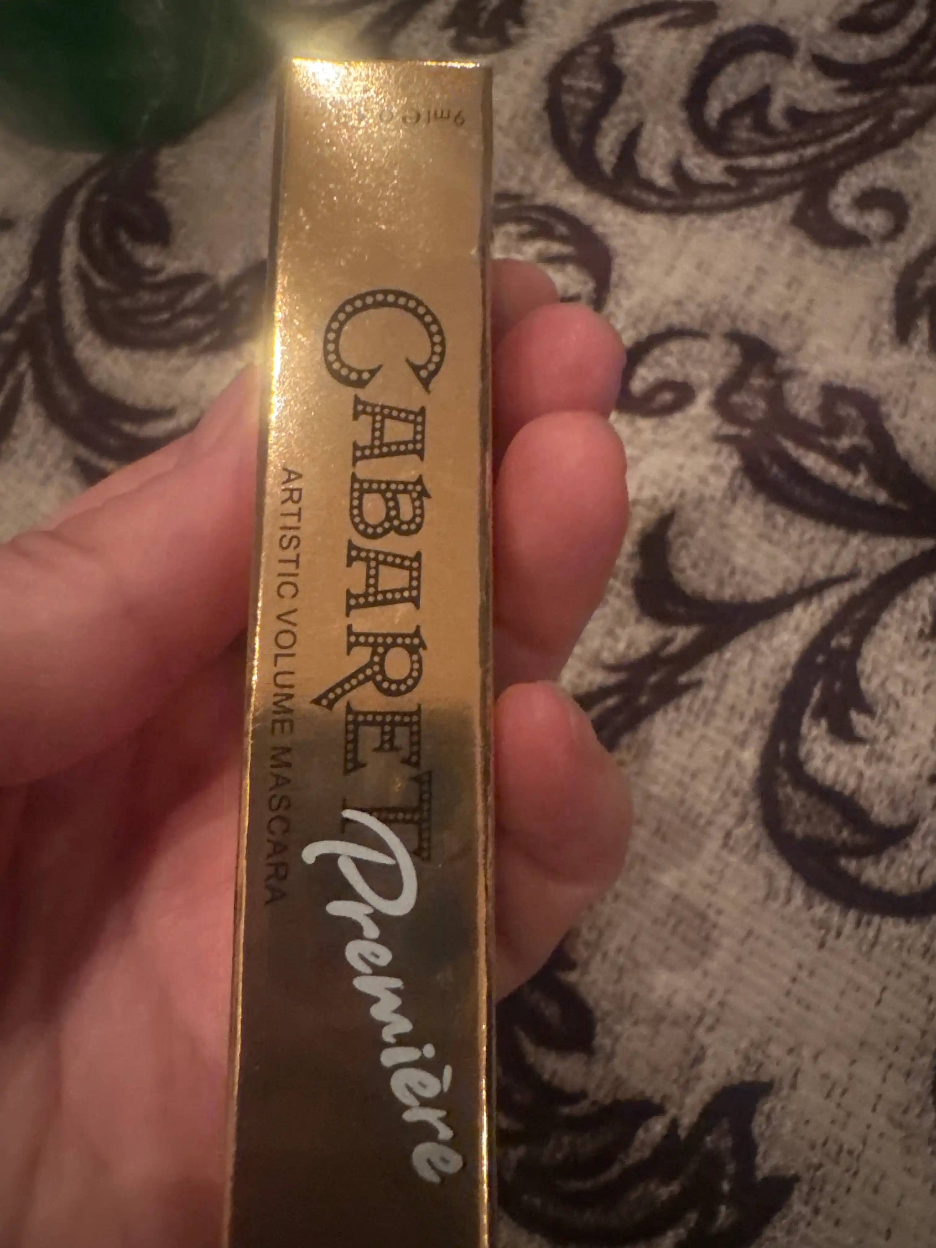 Cabaret Premiere, черная мечта для черных глаз