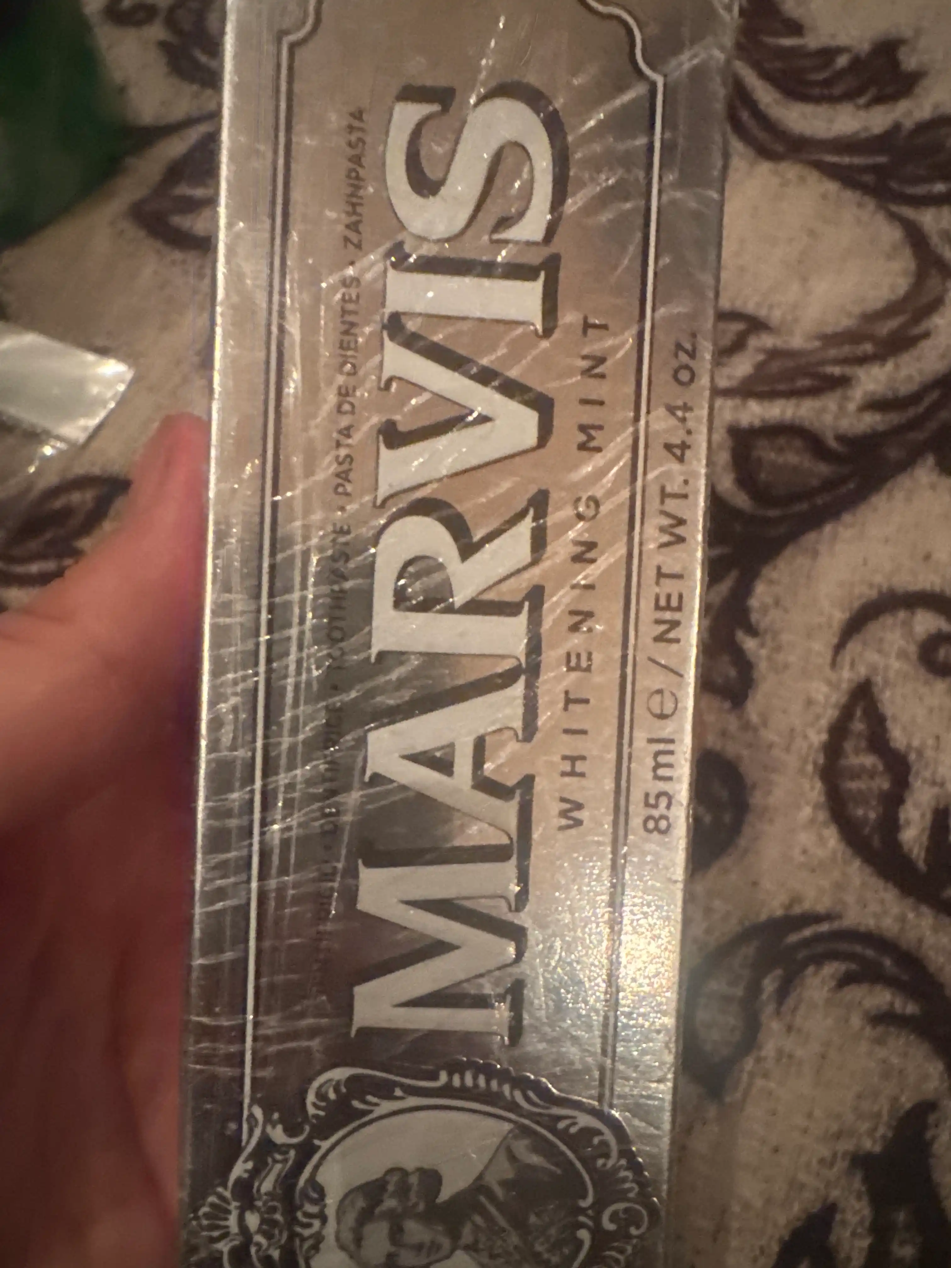 Зубная паста с отбеливающим эффектом, MARVIS Amarelli Licorice Mint, 85 мл