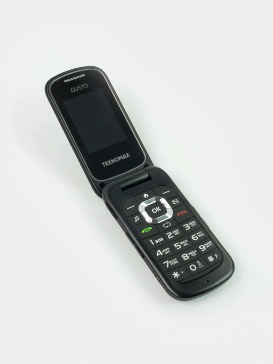 Texnomax Gusto tugmali telefoni. Kamera, 2 ta SIM, fonar