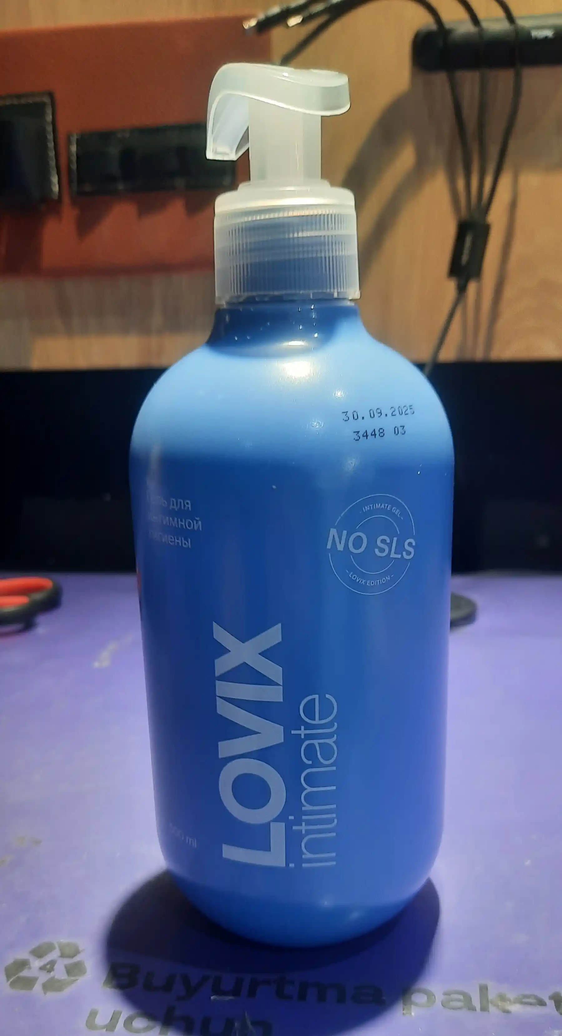Гель для интимной гигиены женский LOVIX Fresh с эффектом охлаждения 500 мл