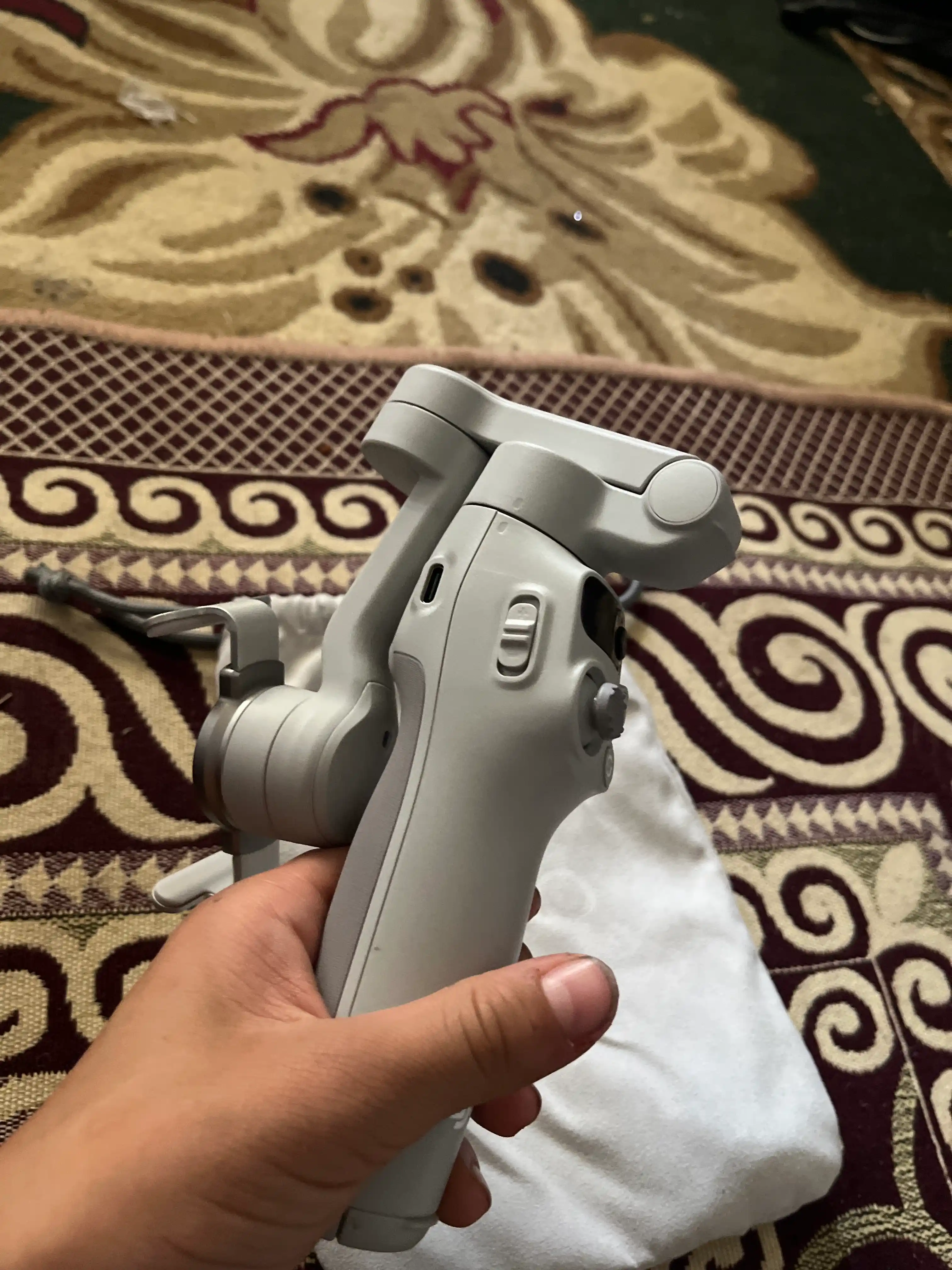 DJI Osmo Mobile 7 telefon stabilizatori - smartfonlar uchun professional stabilizator