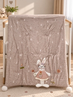 Кораллово-розовый
