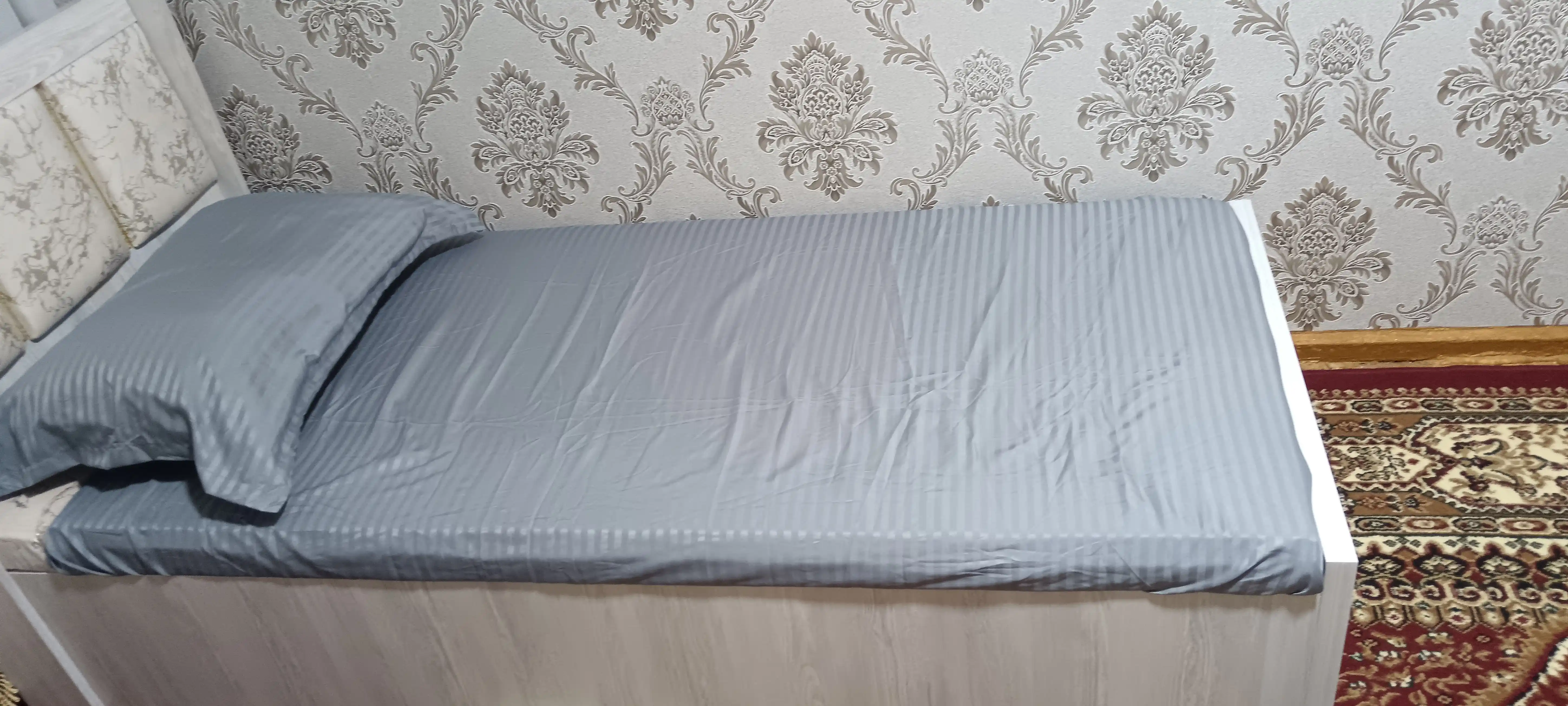 Простыня на резинке , с наволочками , односпальные и двуспальные все размеры