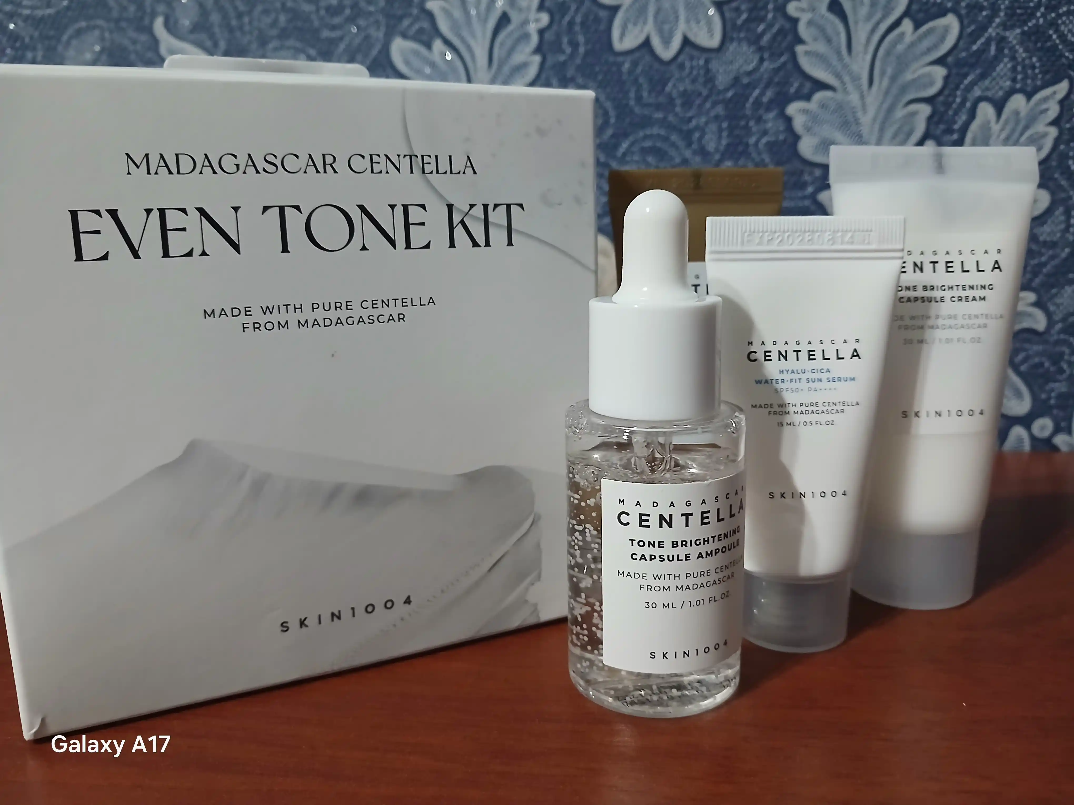 Набор для лица SKIN1004 madagascar centella travel kit