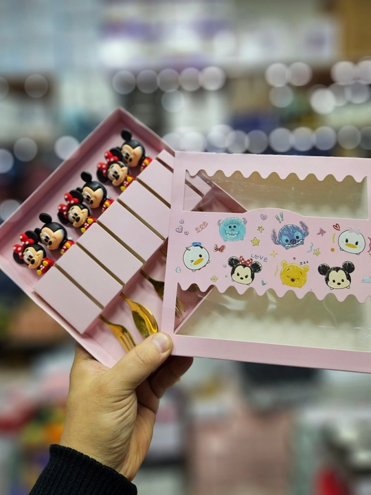 Bolalar uchun Mickey Mouse dizaynidagi qoshiq va sanchqi to‘plami, sovg‘abop qadoqda - 
