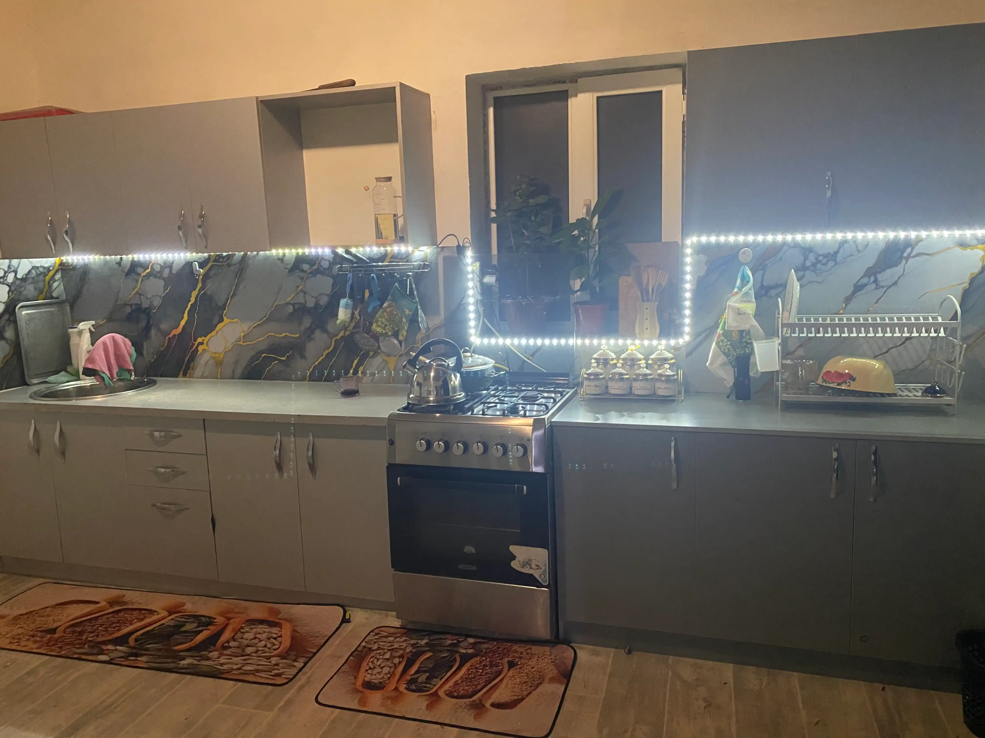 Oshxona LED yoritgichi, 2, 3, 5 metr lenta