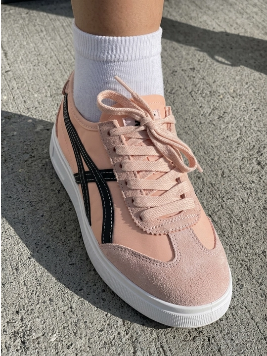 Krossovkalar Samba va Smagt unisex krossovkalari 36-41