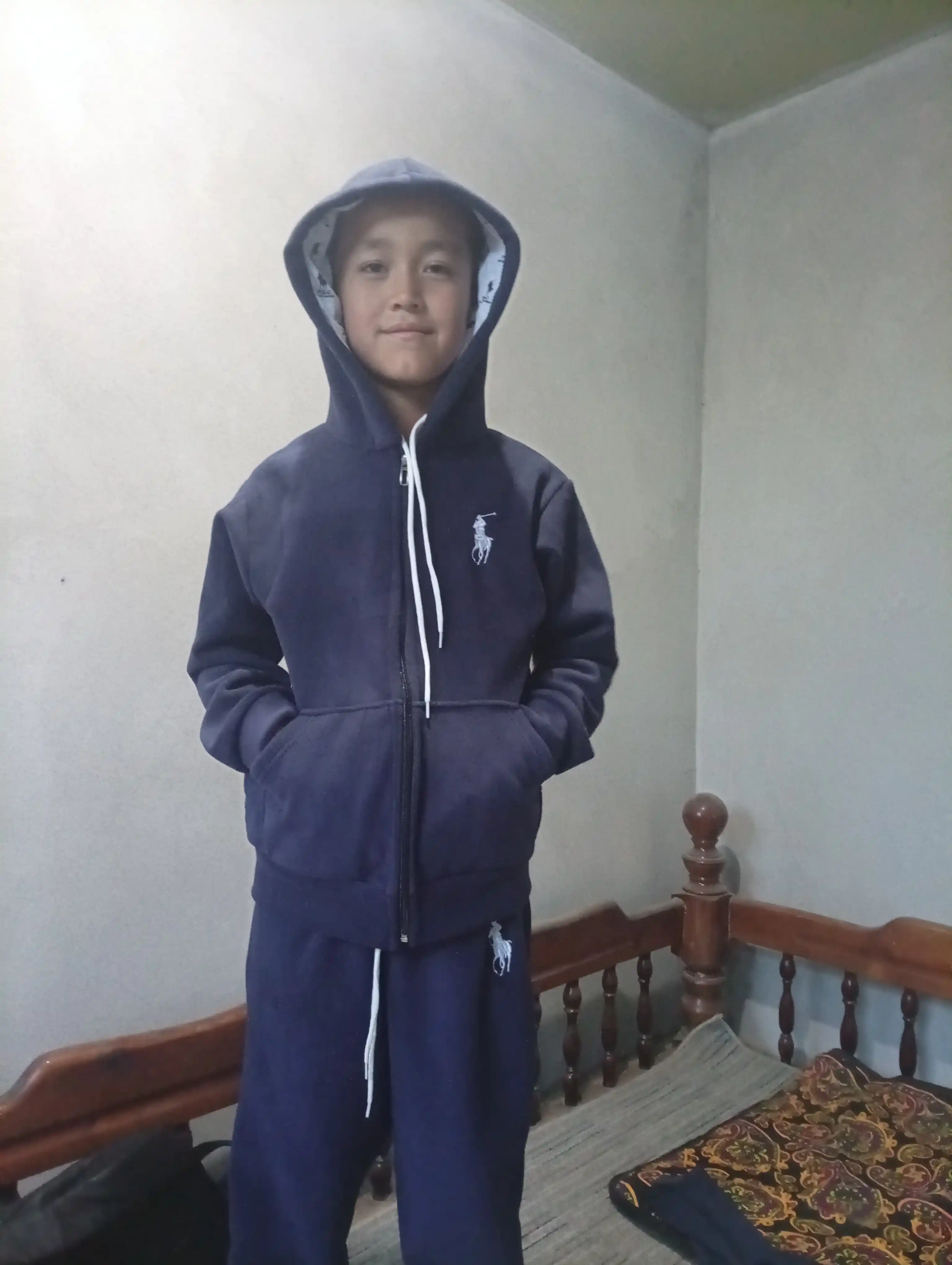 O‘g‘il bolalar uchun issiq sport kostyumi, 2–13 yosh, kapyushonli