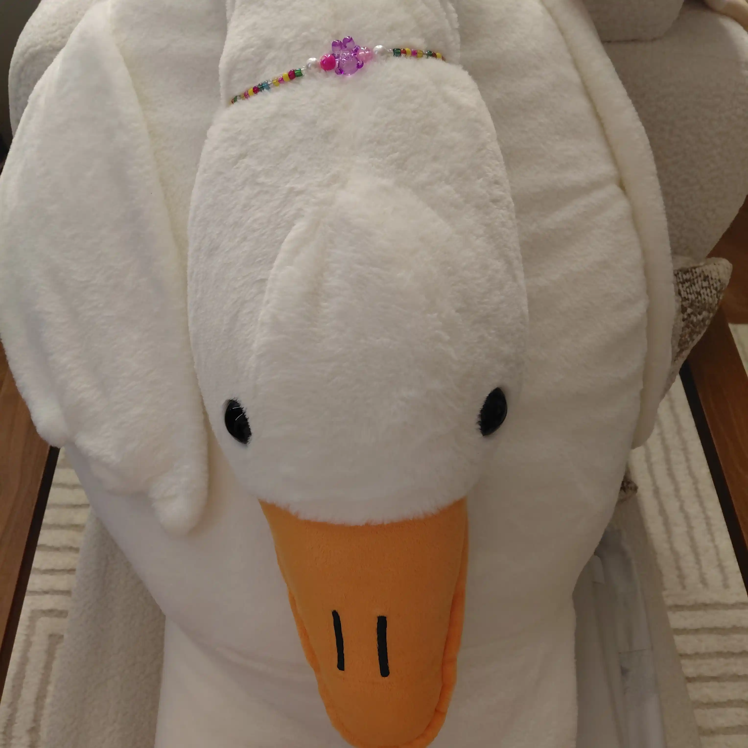 "Goose Hug" o'yinchoq yostig'i - har bir quchoqda yumshoqlik, qulaylik va iliqlik