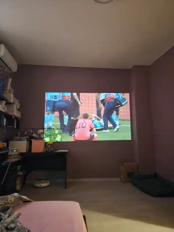 Домашний проектор со Smart TV и Wi-Fi, мини кинотеатр 4K Android, Xnano X6