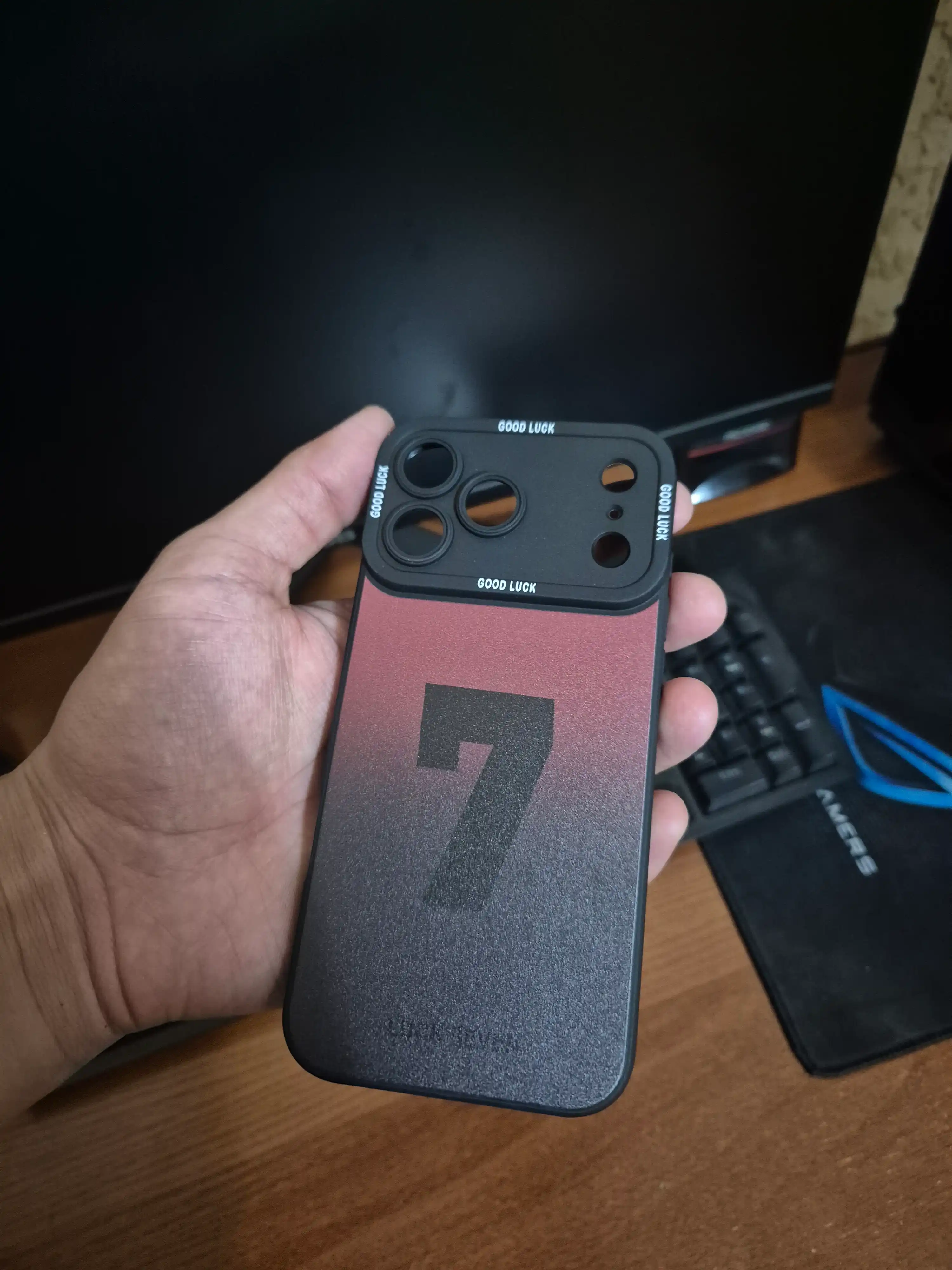 IPhone 14, 15, 16,17 Pro, Max, rangli, silikon chexol
