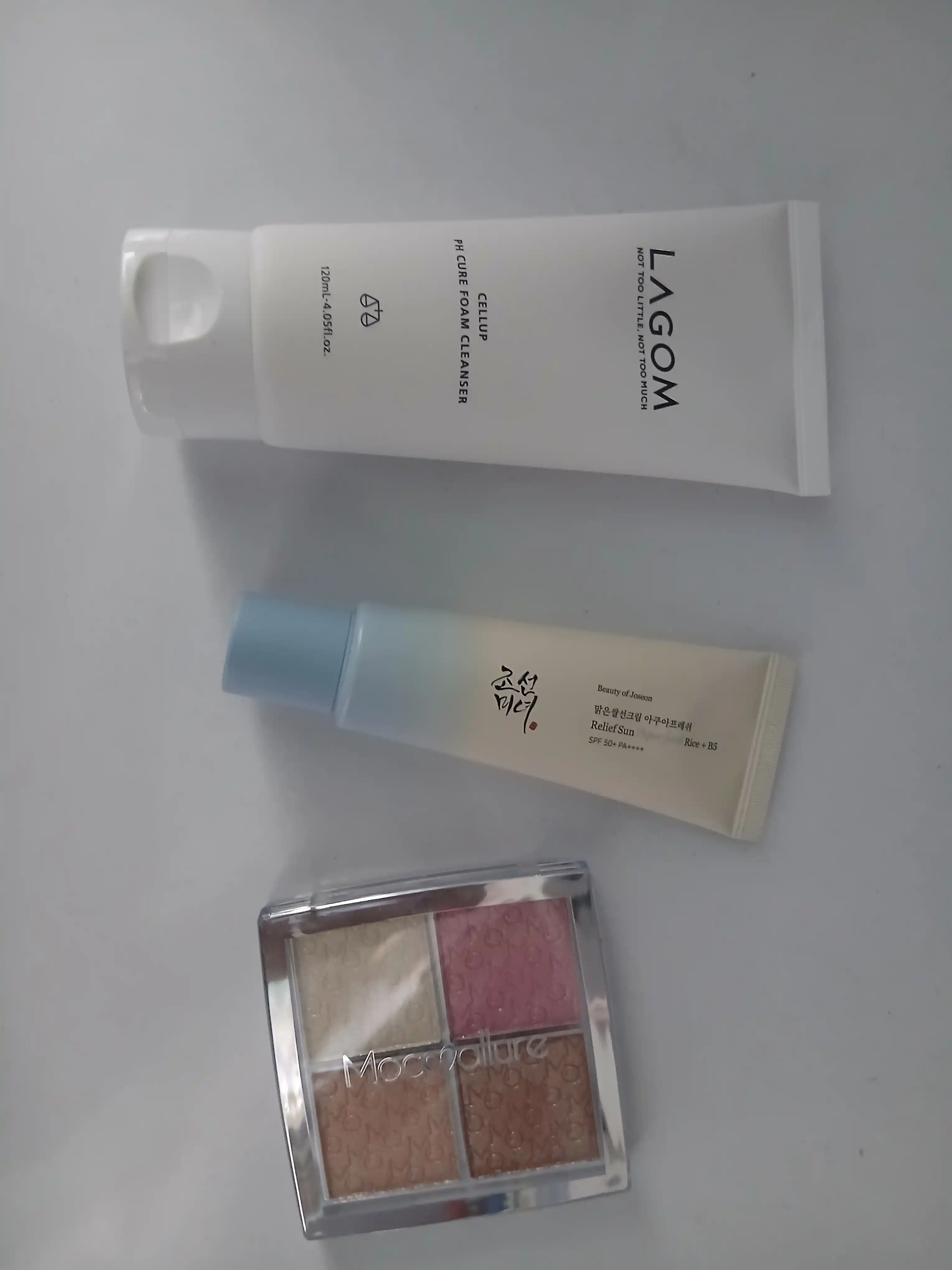 Yuz uchun xaylayter Moccalure yorqin ranglar palitrasi 4 ta ranglik, 14.8 gr