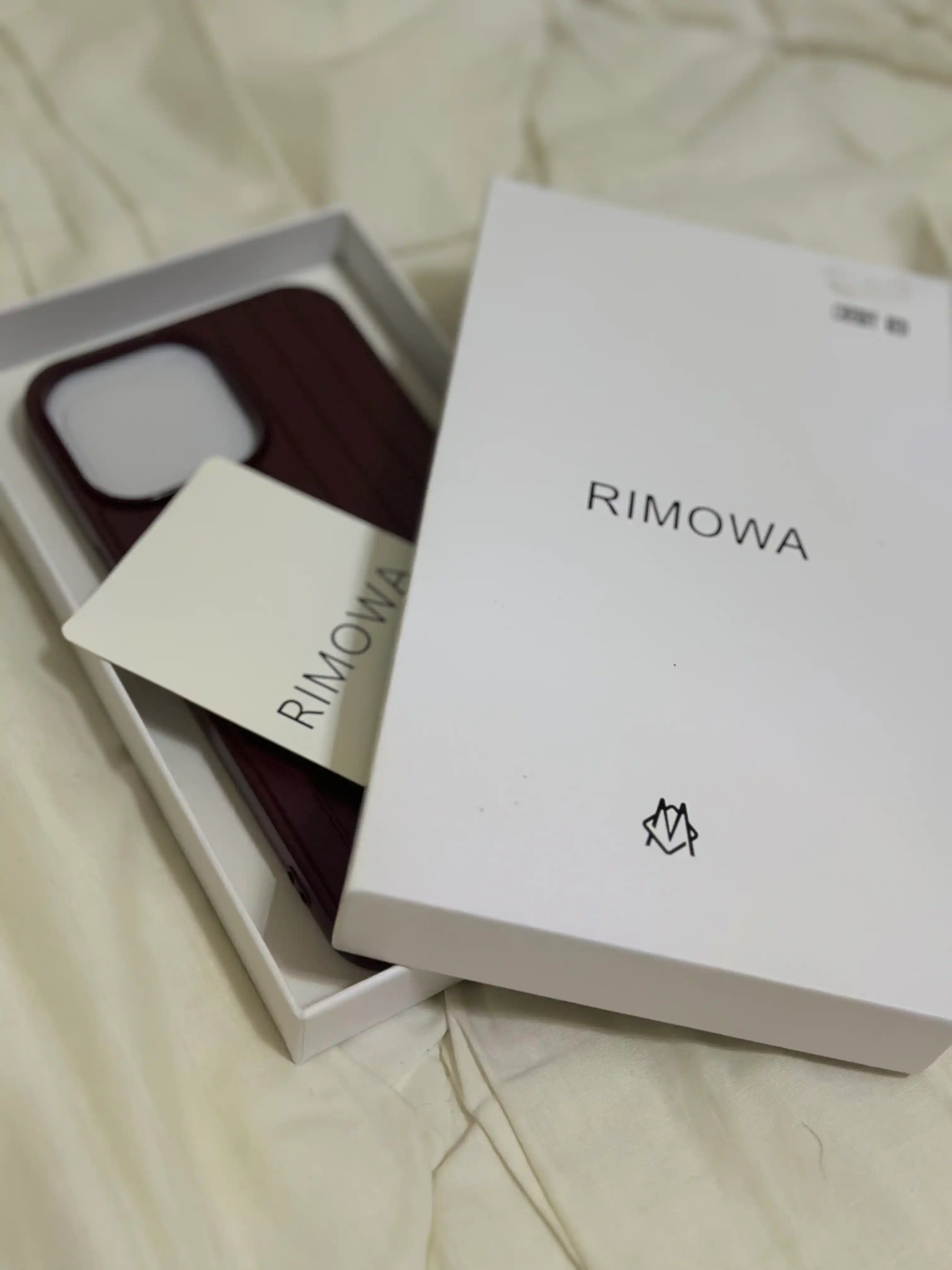 IPhone 13-17 Pro, Pro Max uchun RIMOWA uslubidagi g‘ilof