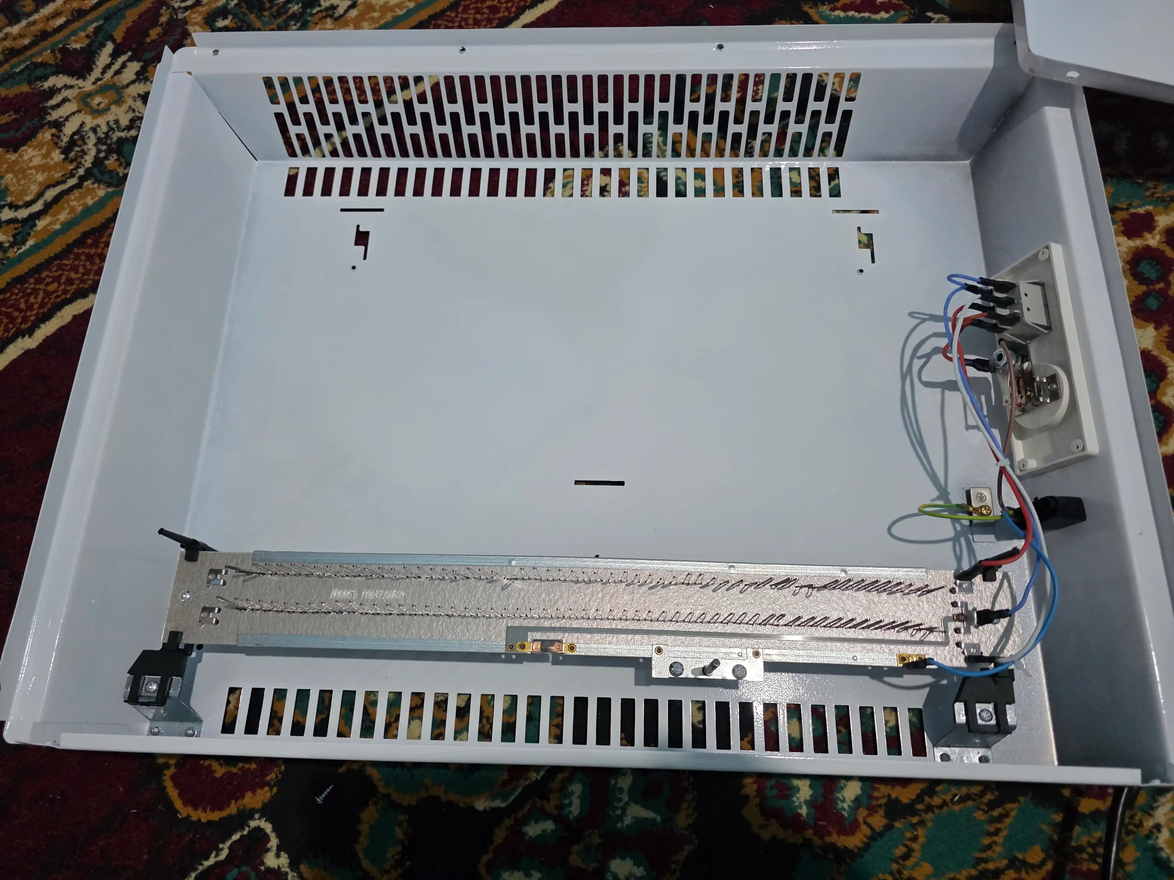 Konvektorli isitgich QLT QC-1500