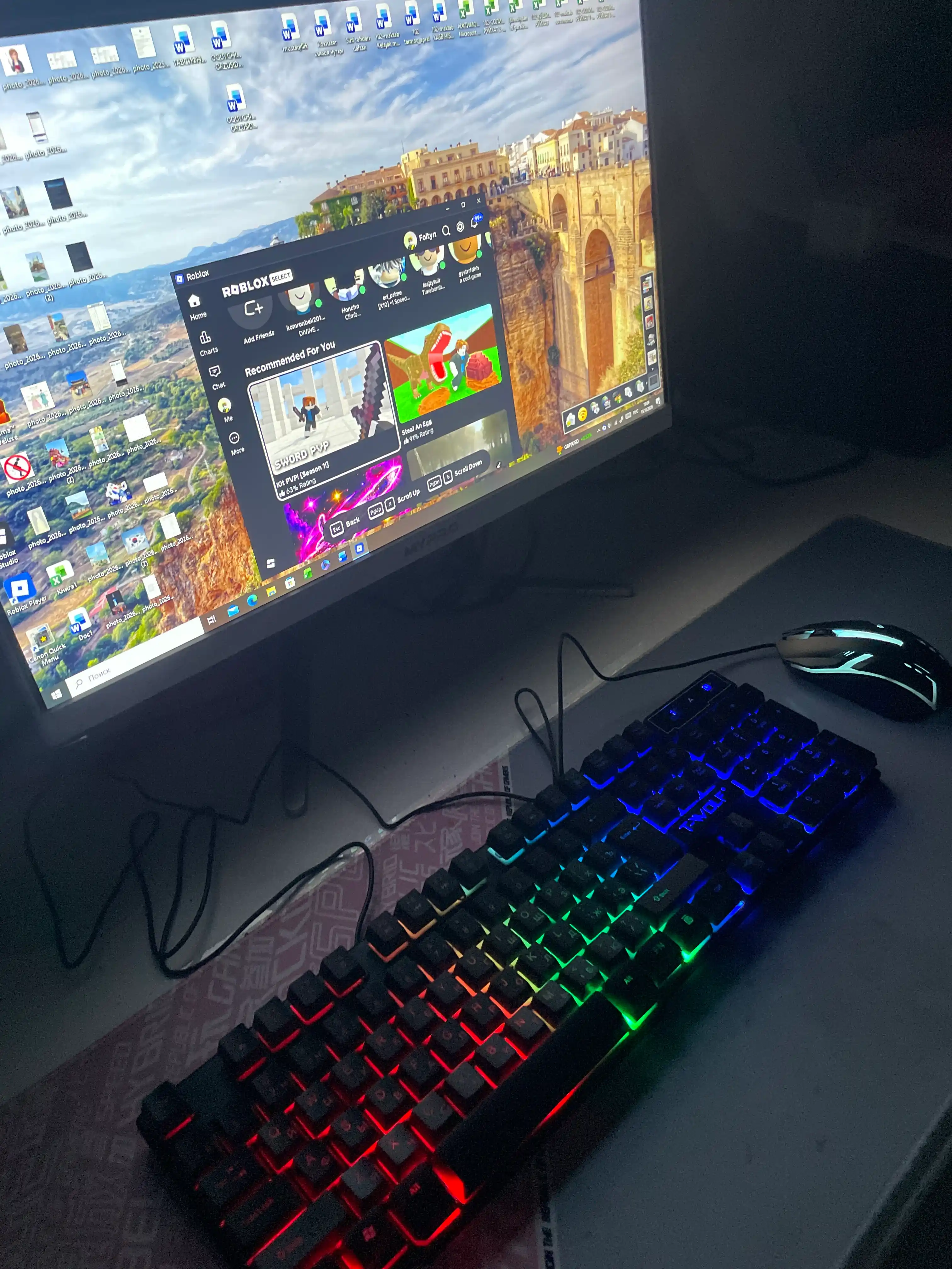 Simli mexanik klaviatura va sichqoncha, o'yin va ofis uchun RGB yoritgichli, shovqinsiz