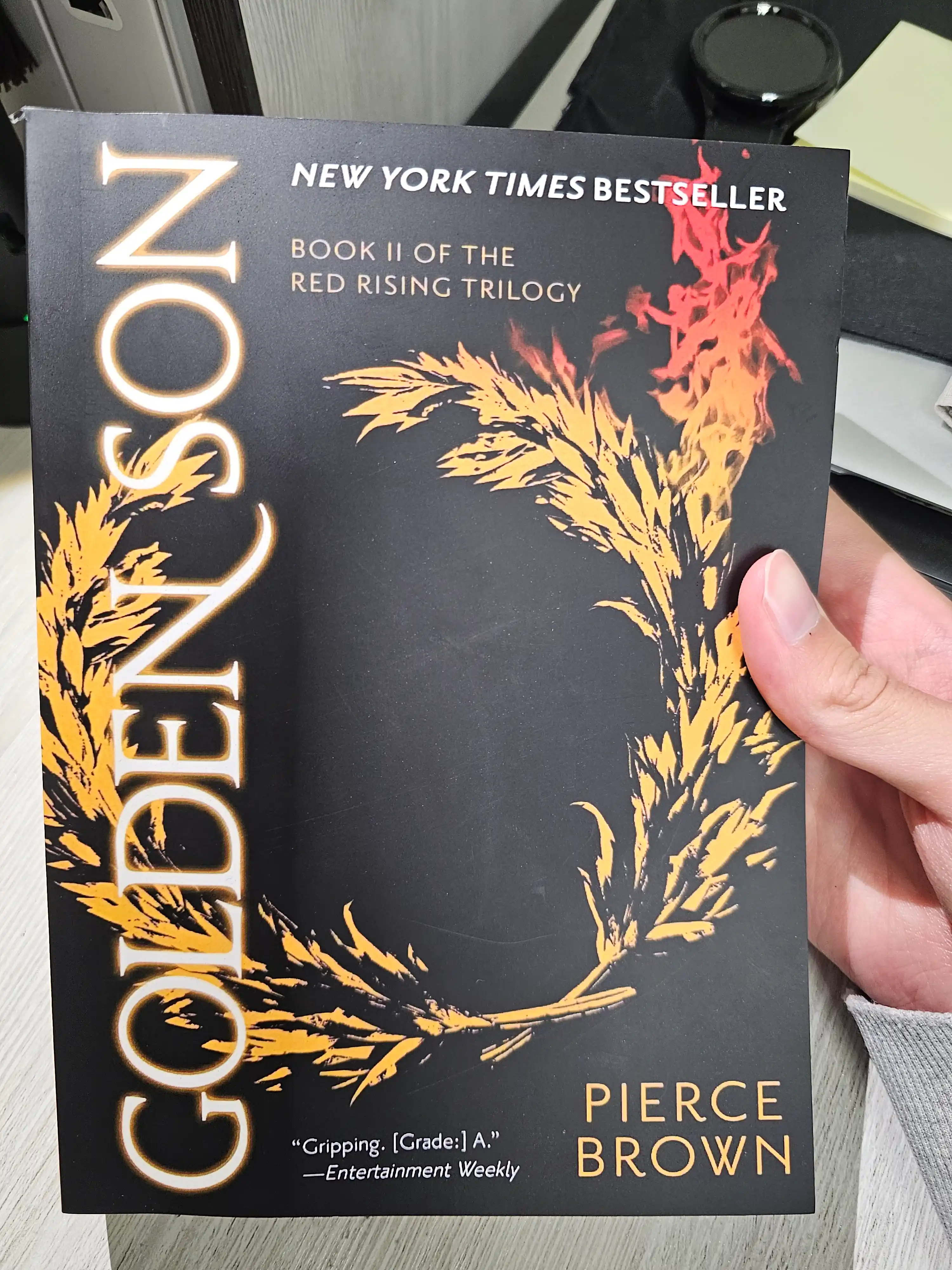 Red Rising, Golden Son, Dark Age, Light Bringer - Pierce Brown, ingliz tilida