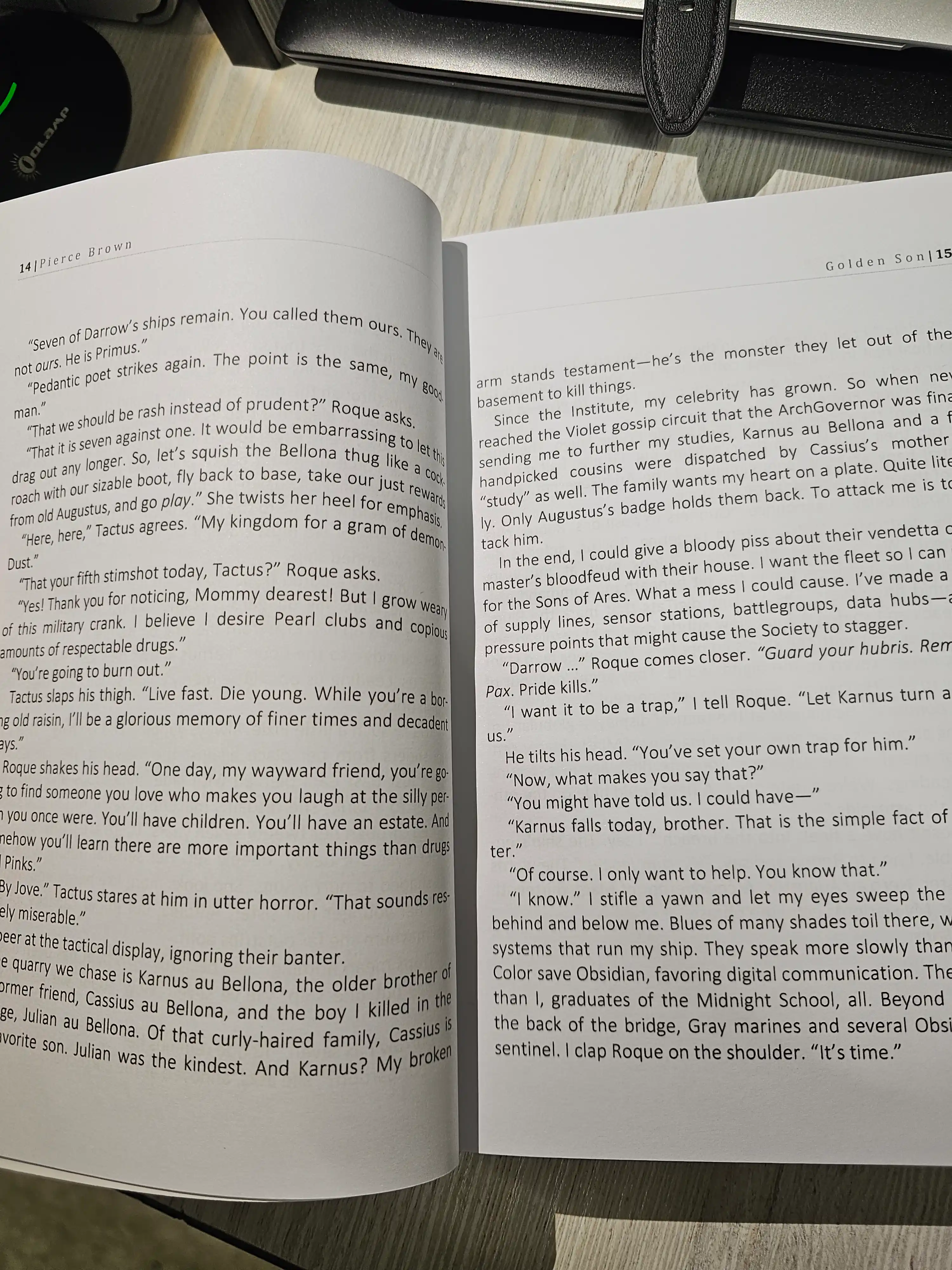 Red Rising, Golden Son, Dark Age, Light Bringer - Pierce Brown, ingliz tilida