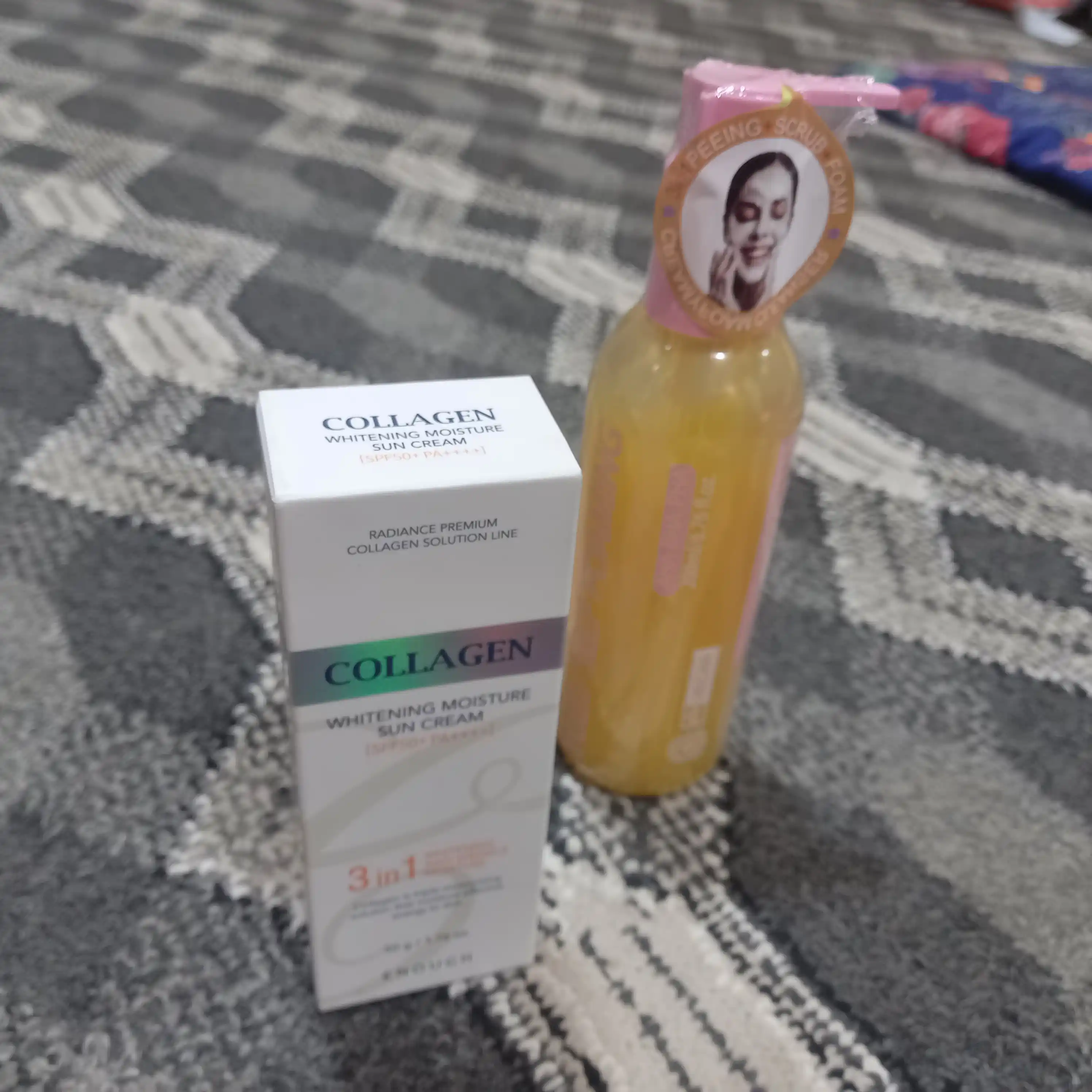 Koreyani quyoshdan hiimoyalovchi krem,yuz uchun Enough 3 tasi 1 da SPF50 PA+++, kollagenli