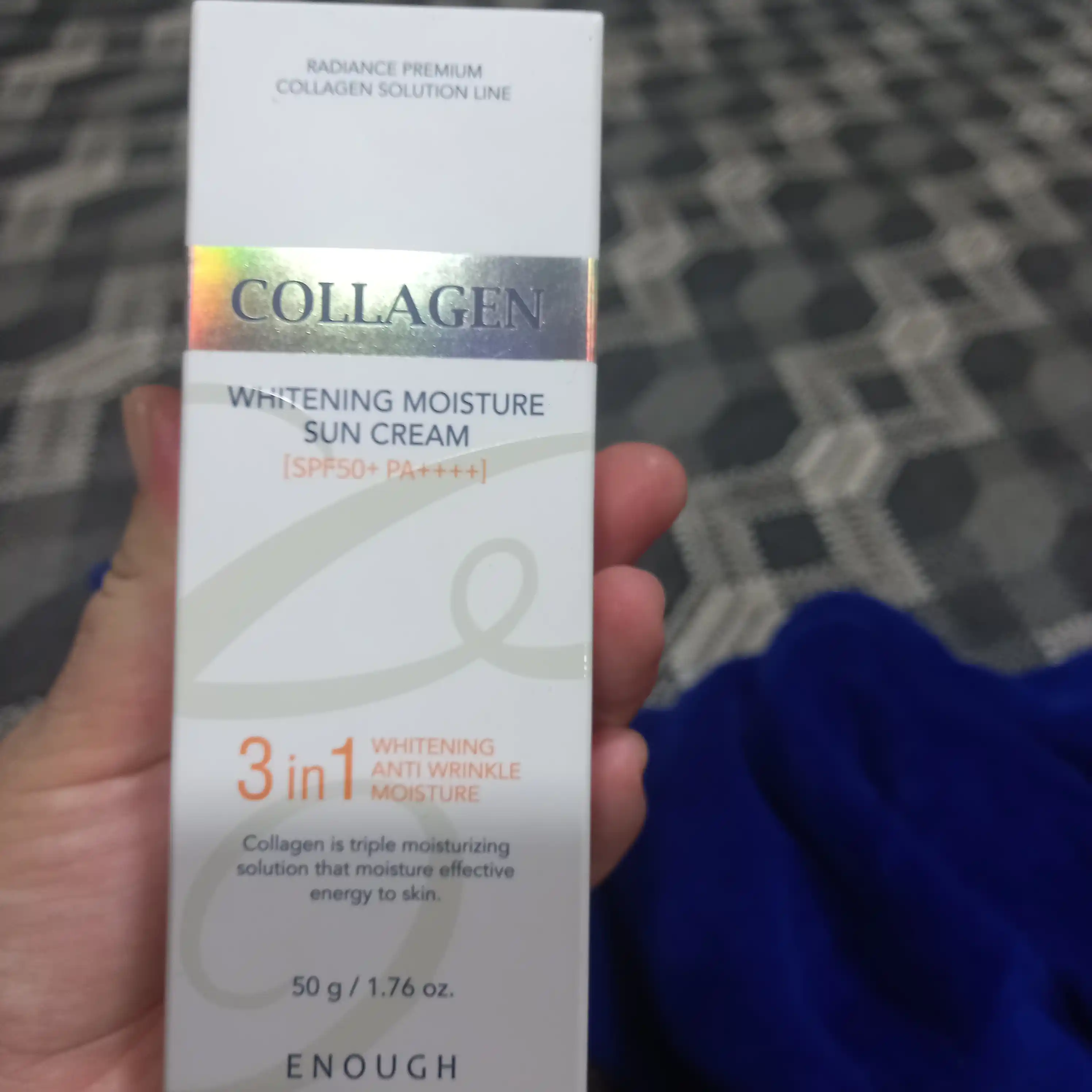 Koreyani quyoshdan hiimoyalovchi krem,yuz uchun Enough 3 tasi 1 da SPF50 PA+++, kollagenli