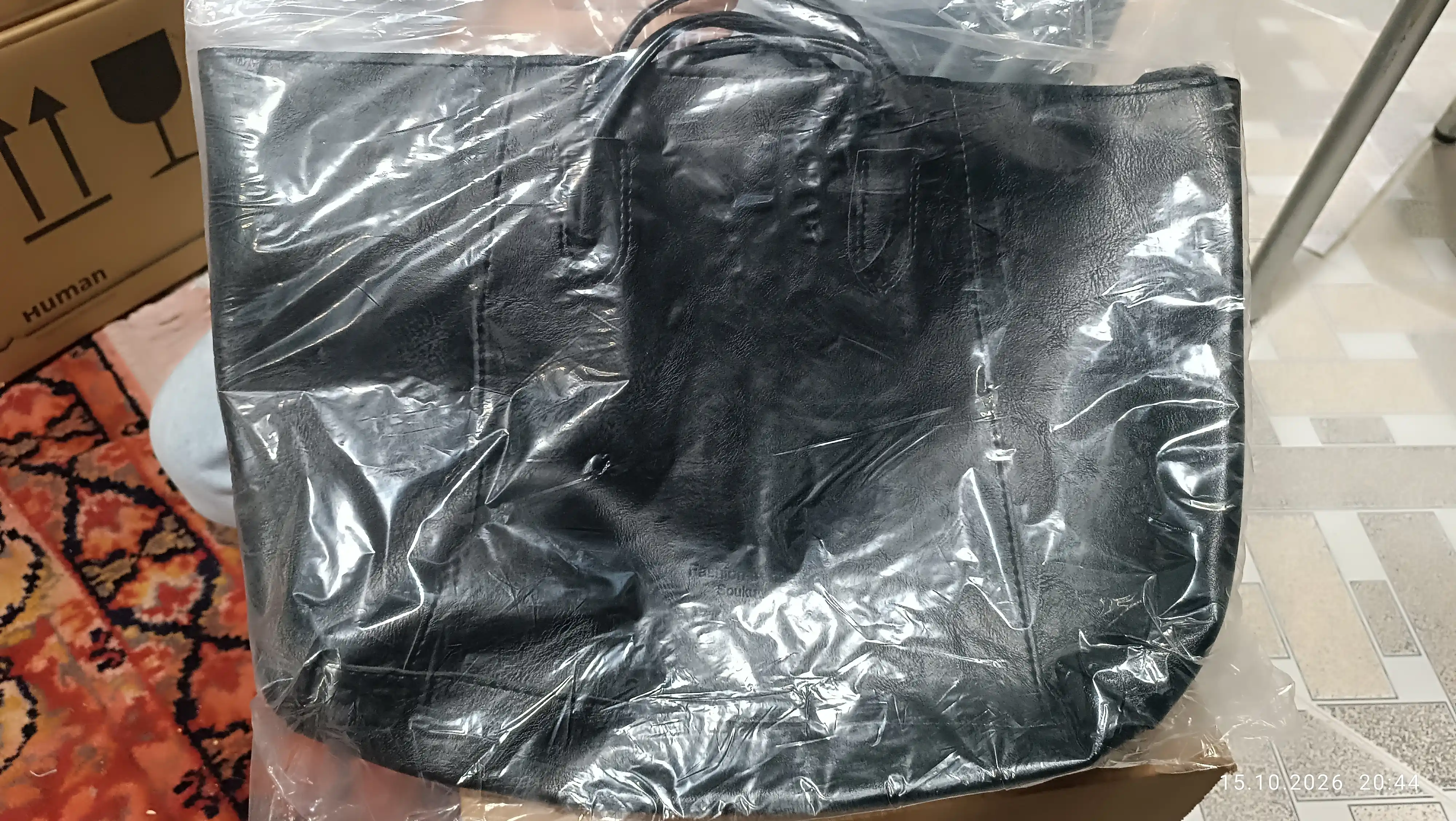 Ayollar uchun A4 shopper sumka, yelkaga osiladigan, sig‘imli kundalik, ish va o‘qish uchun
