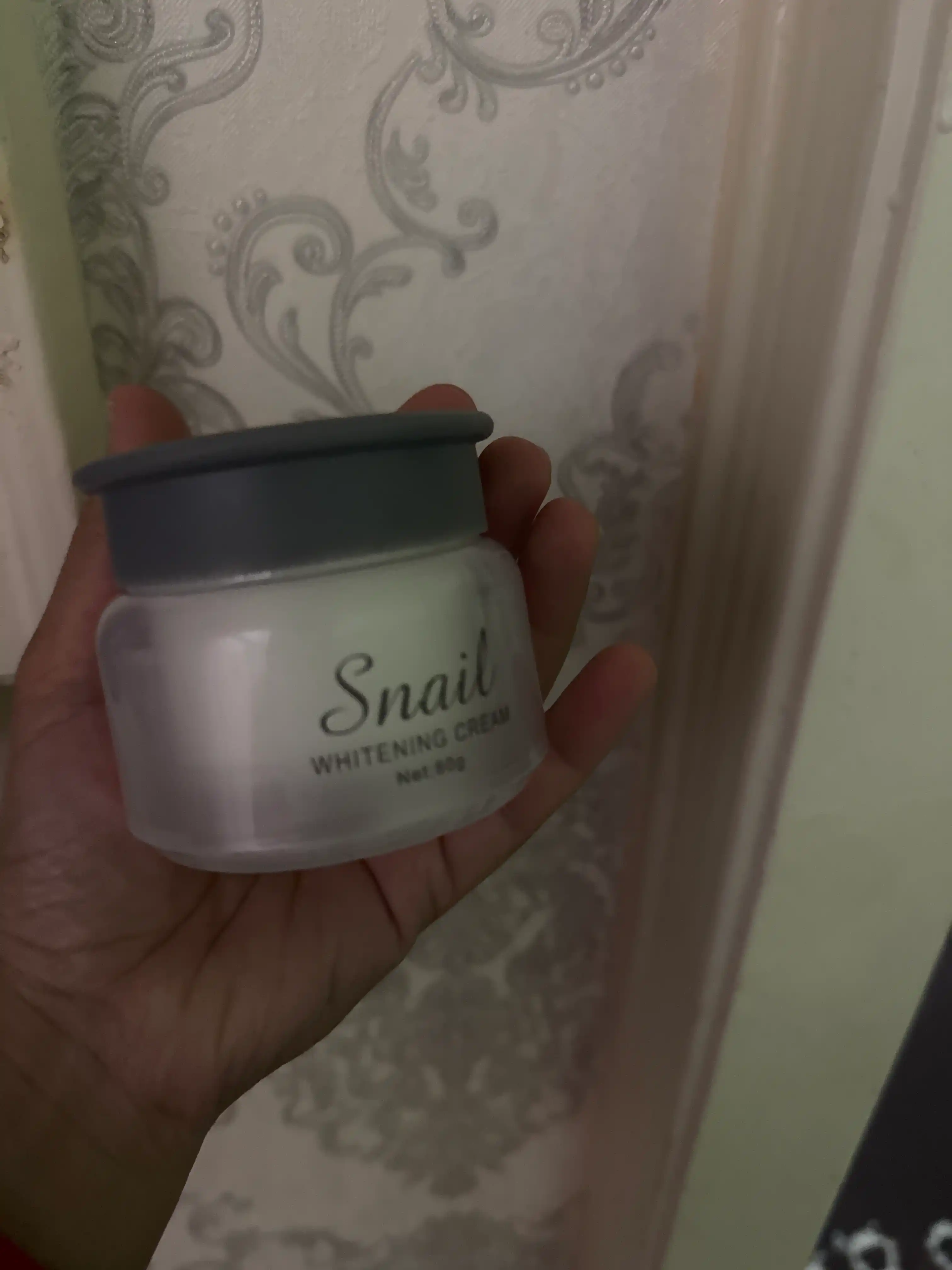 Oziqlantiruvchi, namlantiruvchi yuz uchun krem, shilliqurt ekstrakti Collagen, 80 gr